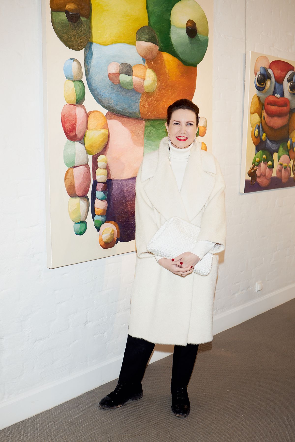 Юлия Рублева на открытии выставки Питера Опхайма в галерее Askeri Gallery, 16 ноября 2021 г. Юлия Рублева на открытии выставки Питера Опхайма