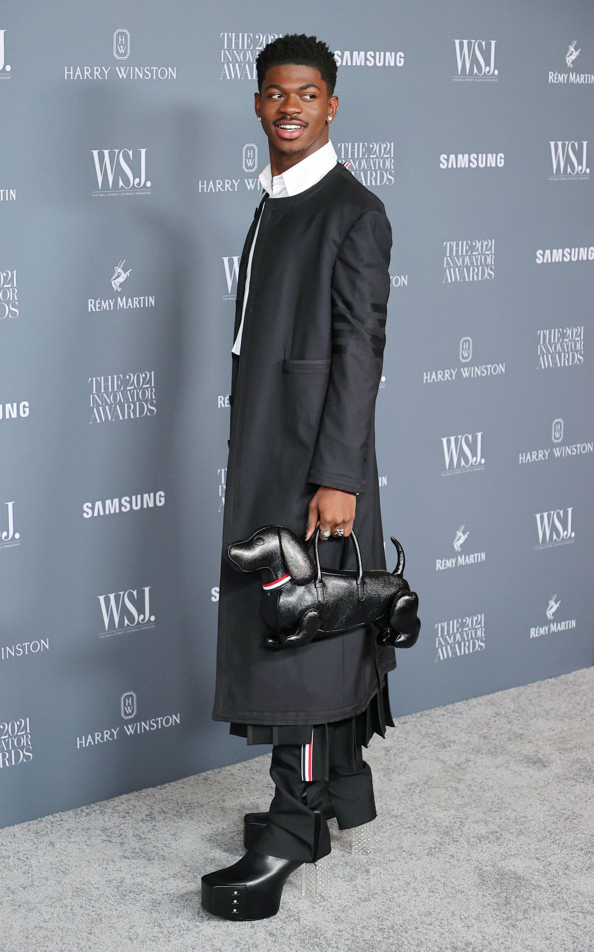 Лил Нас Икс (Lil Nas X) на церемонии вручения премии журнала WSJ Innovator Awards 2021 в Нью-Йорке, 1 ноября 2021 г., фото 3 Лил Нас Икс (Lil Nas X) на церемонии вручения премии журнала WSJ Innovator Awards 2021, фото 3