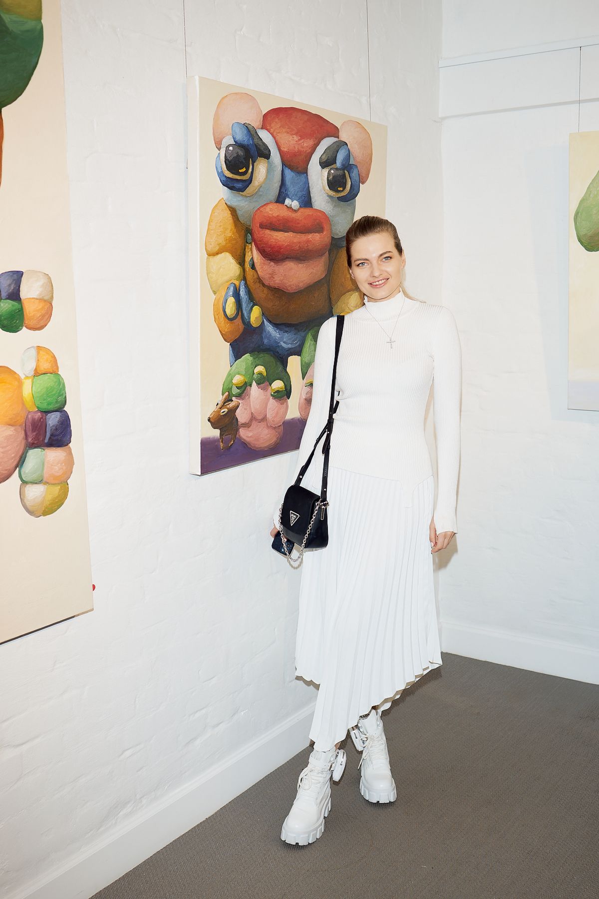 Мария Качанова на открытии выставки Питера Опхайма в галерее Askeri Gallery, 16 ноября 2021 г. Мария Качанова на открытии выставки Питера Опхайма