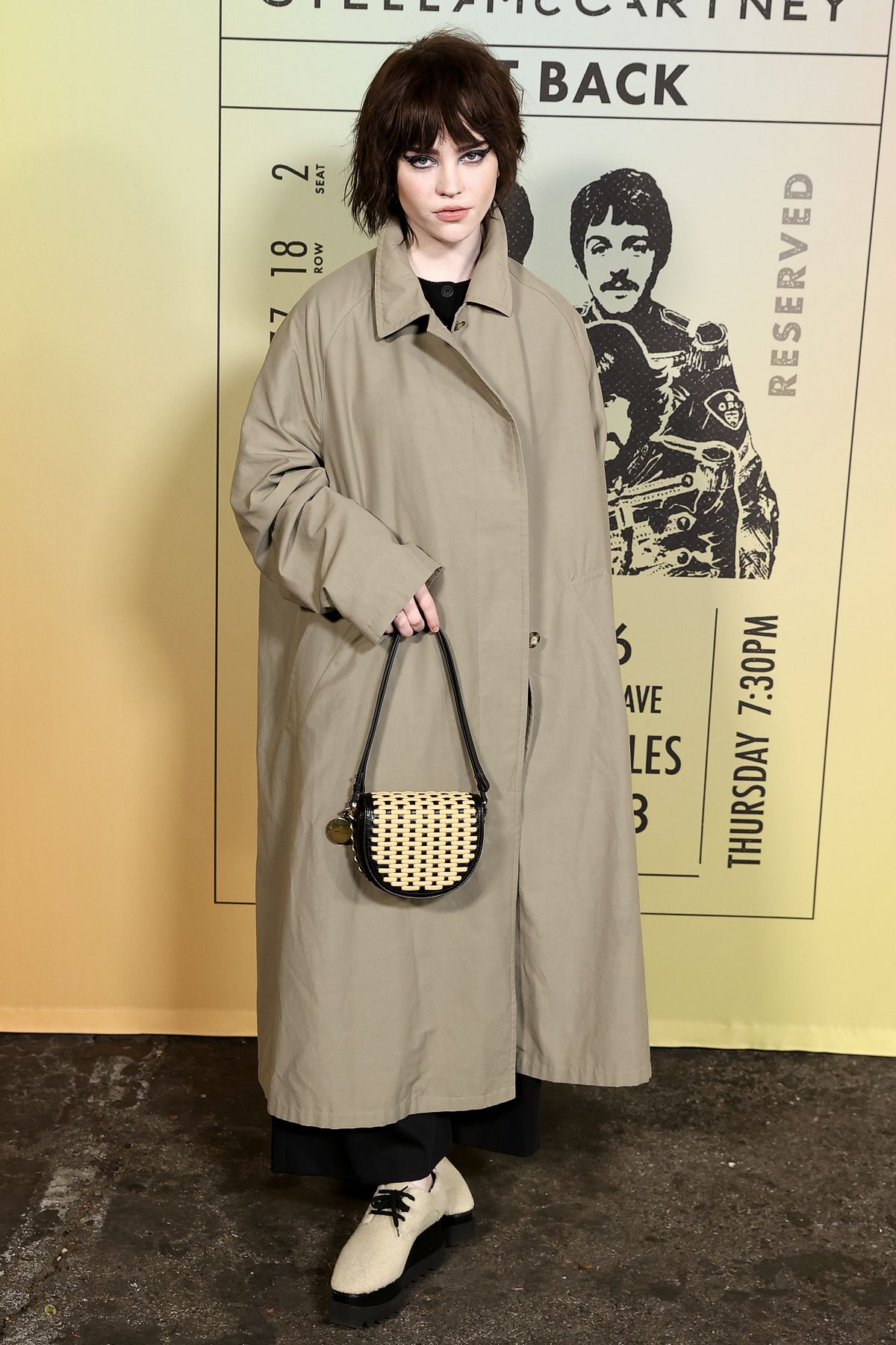 Софи Тэтчер на шоу капсульной коллекции Stella McCartney «Get Back»