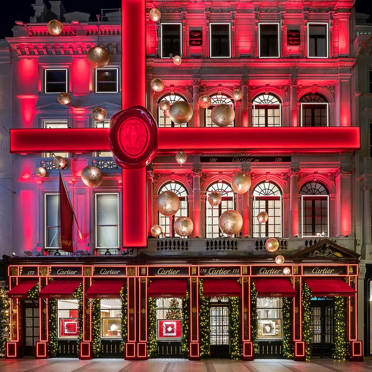 Бутик Cartier в Лондоне, фото 1 Бутик Cartier в Лондоне