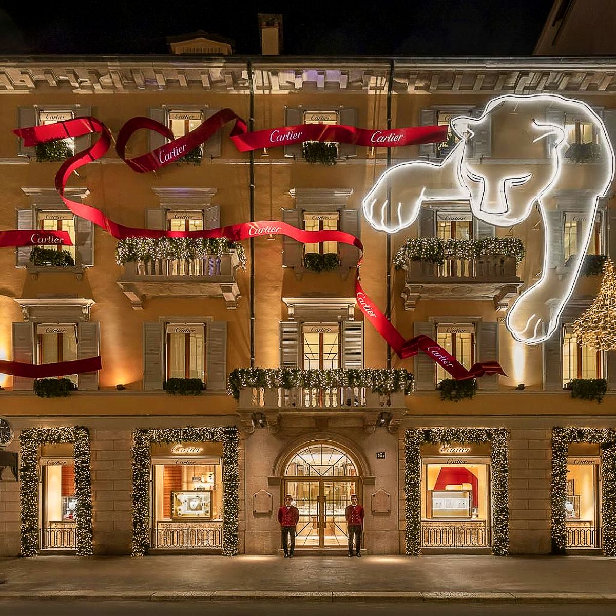 Бутик Cartier в Милане, фото 1 Бутик Cartier в Милане