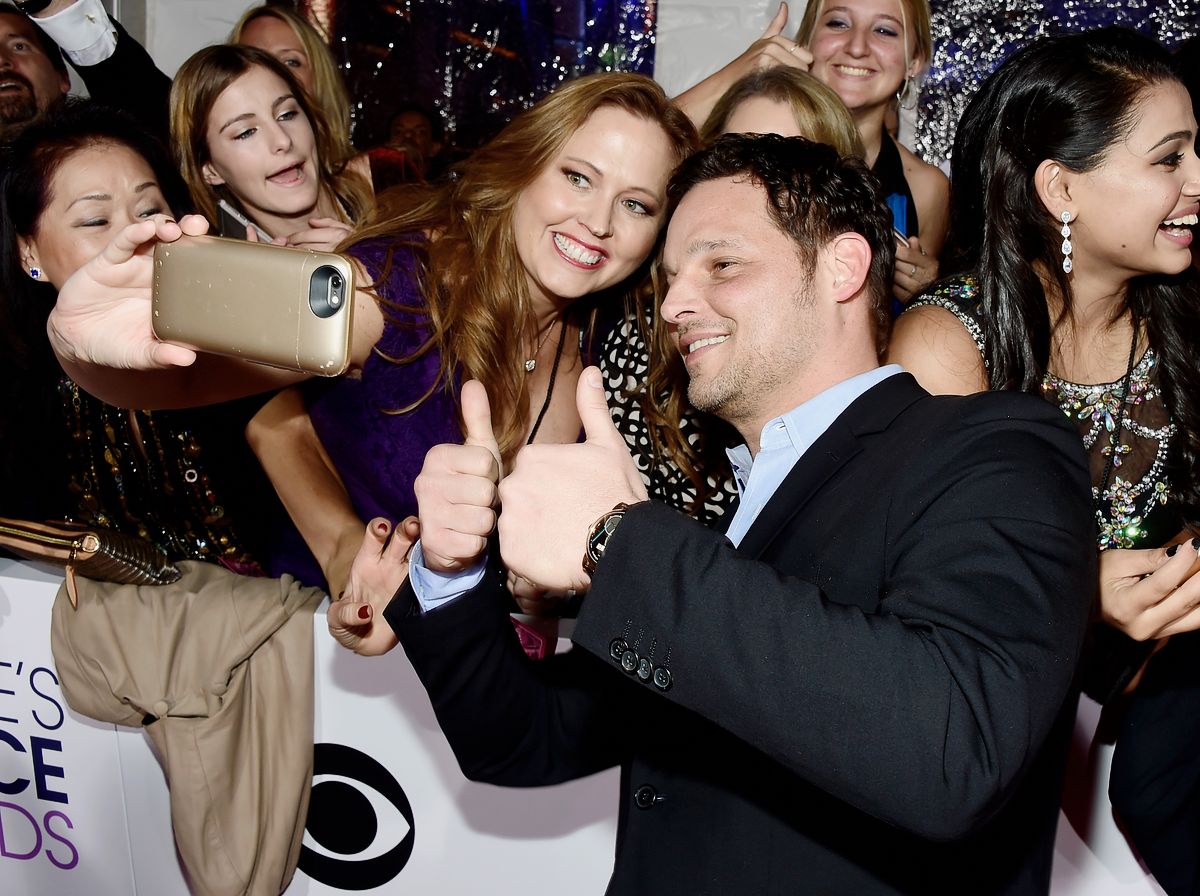 Джастин Чемберс во время церемонии вручения награды People's Choice Awards в Лос-Анджелесе, 6 января 2016 г. Джастин Чэмберс на церемонии вручения премии People's Choice Awards