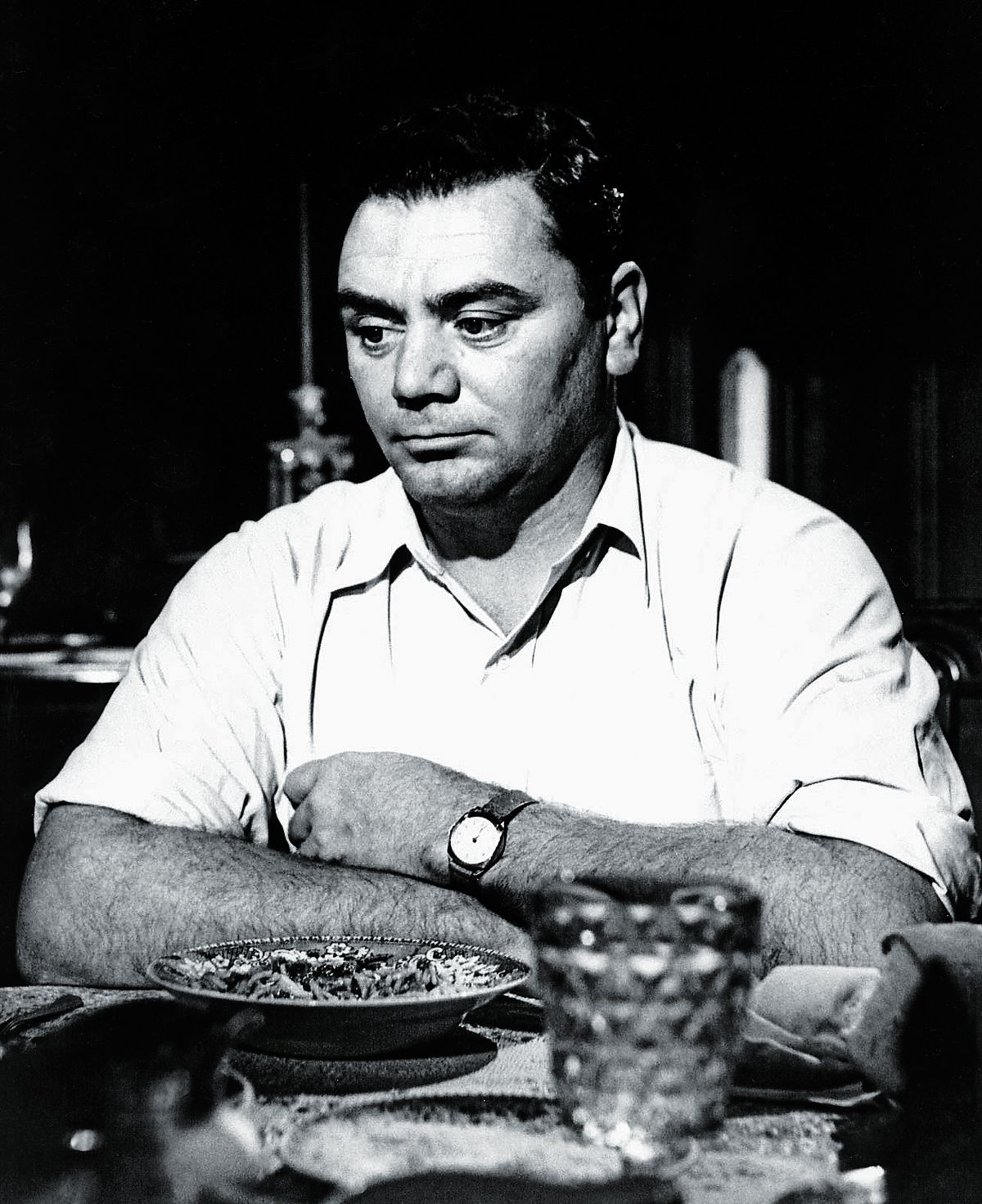 Эрнест Боргнайн в фильме «Марти», 1955 г. Эрнест Боргнайн в фильме «Марти»