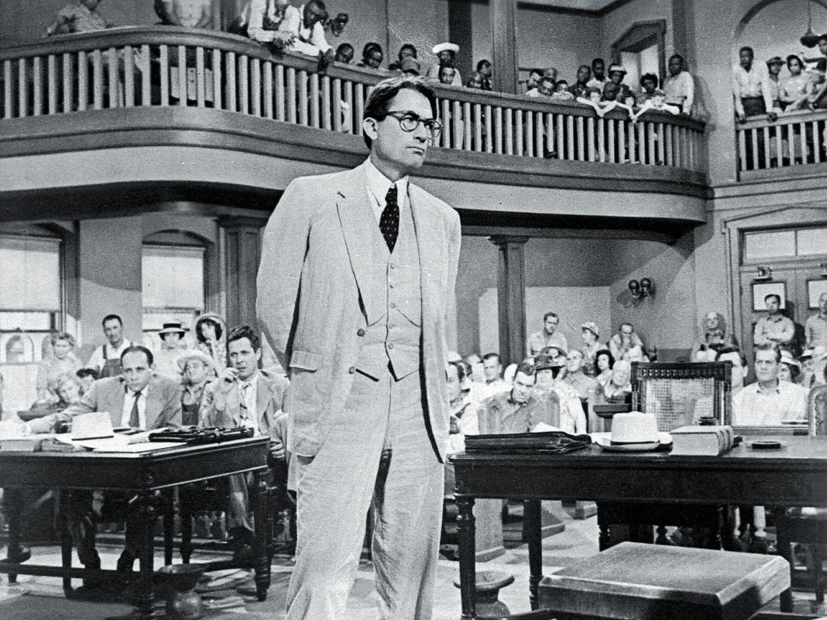 Грегори Пек в роли Аттикуса Финча в фильме «Убить пересмешника», 1962 г. В роли Аттикуса Финча в фильме «Убить пересмешника»