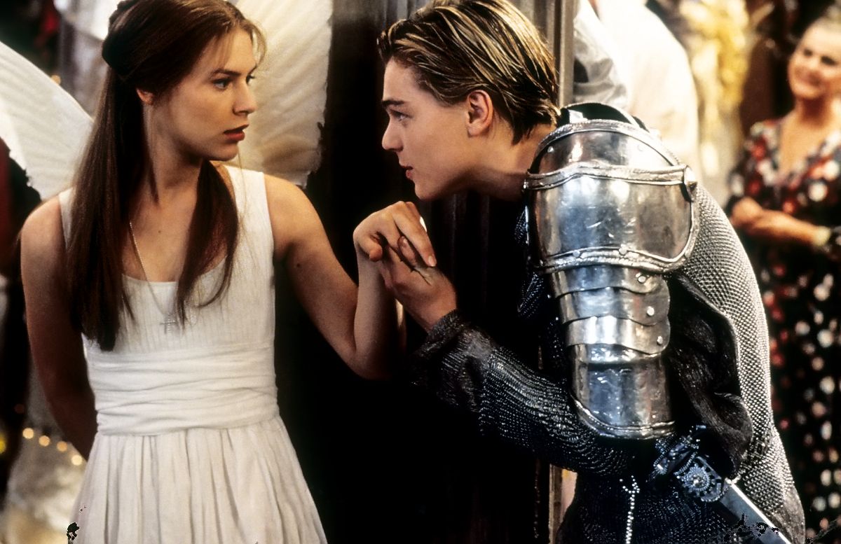 Клэр Дэйнс и Леонардо Ди Каприо в фильме «Ромео + Джульетта», 1996 г. Клэр Дэйнс и Леонардо Ди Каприо в фильме «Ромео + Джульетта»