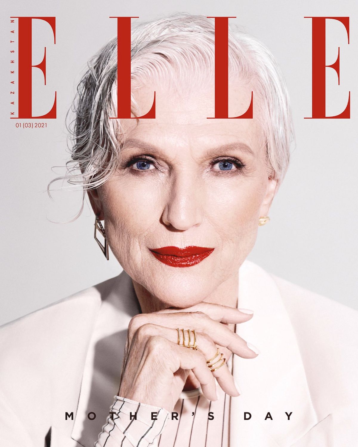 Мэй Маск на обложке журнала Elle, 1 марта 2021 г. На обложке журнала Elle