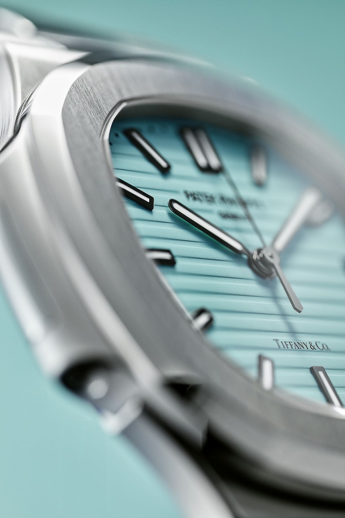 часы Patek Philippe Nautilus с циферблатом «Tiffany Blue», фото 1 Patek Philippe Nautilus с циферблатом «Tiffany Blue», фото 1