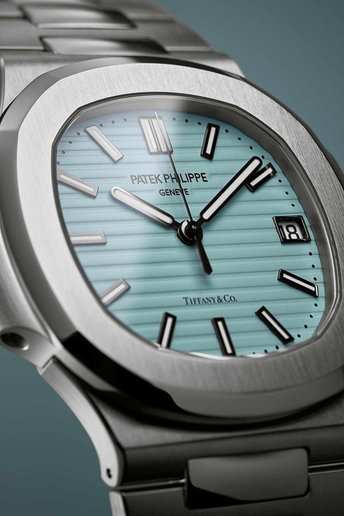 часы Patek Philippe Nautilus с циферблатом «Tiffany Blue», фото 4 Patek Philippe Nautilus с циферблатом «Tiffany Blue», фото 4