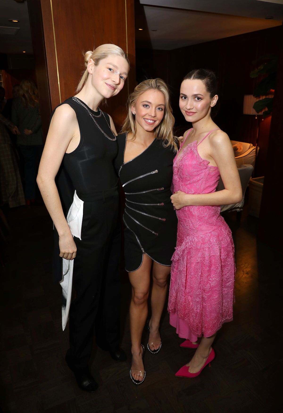 Хантер Шафер, Сидни Суини и Мод Апатоу на ужине InStyle Badass Women в Западном Голливуде, 28 января 2020 г. Хантер Шефер, Сидни Суини и Мод Апатоу на ужине InStyle Badass Women