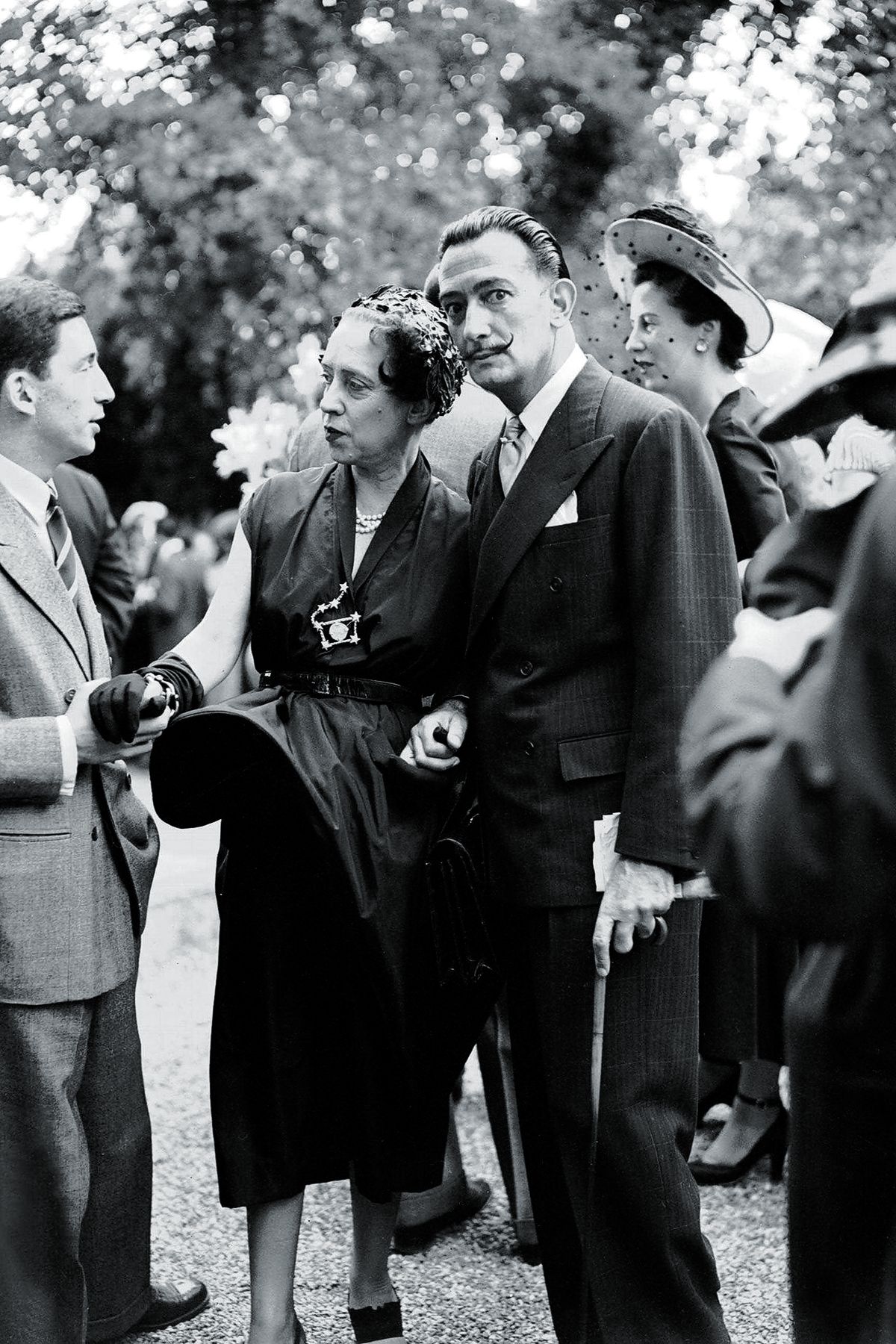 Сальвадор Дали и Эльза Скиапарелли, 1949 г. Сальвадор Дали и Эльза Скиапарелли