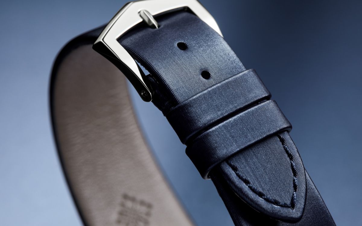 Новые женские часы Patek Philippe Calatrava, фото 4 Безупречность с новыми женскими часами Patek Philippe Calatrava, фото 5