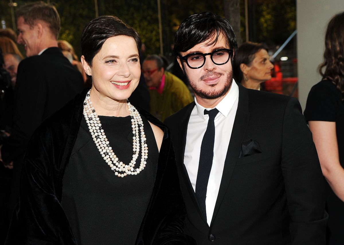 Изабелла Росселлини и Франсуа Нарс на церемонии вручения премии CFDA Fashion Awards 2010 в Нью-Йорке, 7 июня 2010 г. Изабелла Росселлини и Франсуа Нарс на церемонии вручения премии CFDA Fashion Awards 2010