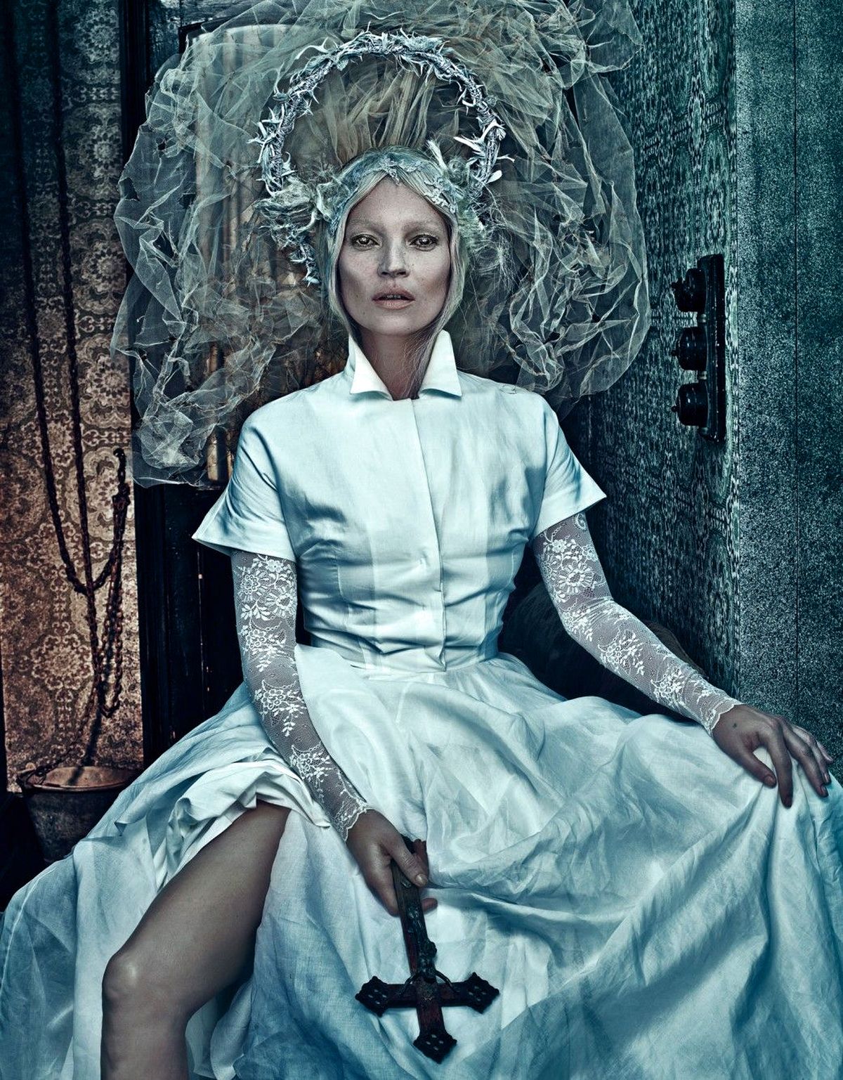 Кейт Мосс в объективе Стивена Кляйна для журнала W Magazine, март 2012 г., фото 2 Кейт Мосс в объективе Стивена Кляйна для журнала W Magazine, фото 2