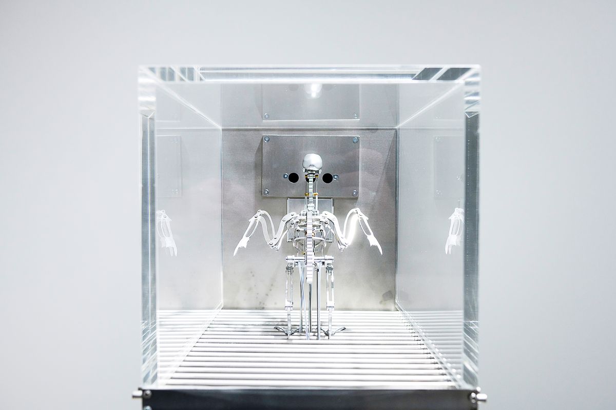 Мэт Коллишоу. The Machine Zone, 2019 г., зона 2 Мэт Коллишоу. The Machine Zone, 2019 г. Сталь, алюминий, серводвигатели, акрил, зона 2