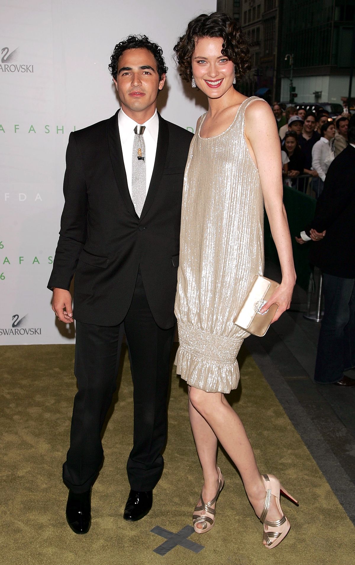 Зак Позен и Шалом Харлоу на церемонии вручения премии CFDA 2006 в Нью-Йорке, 5 июня 2006 г. Зак Позен и Шалом Харлоу на церемонии вручения премии CFDA 2006