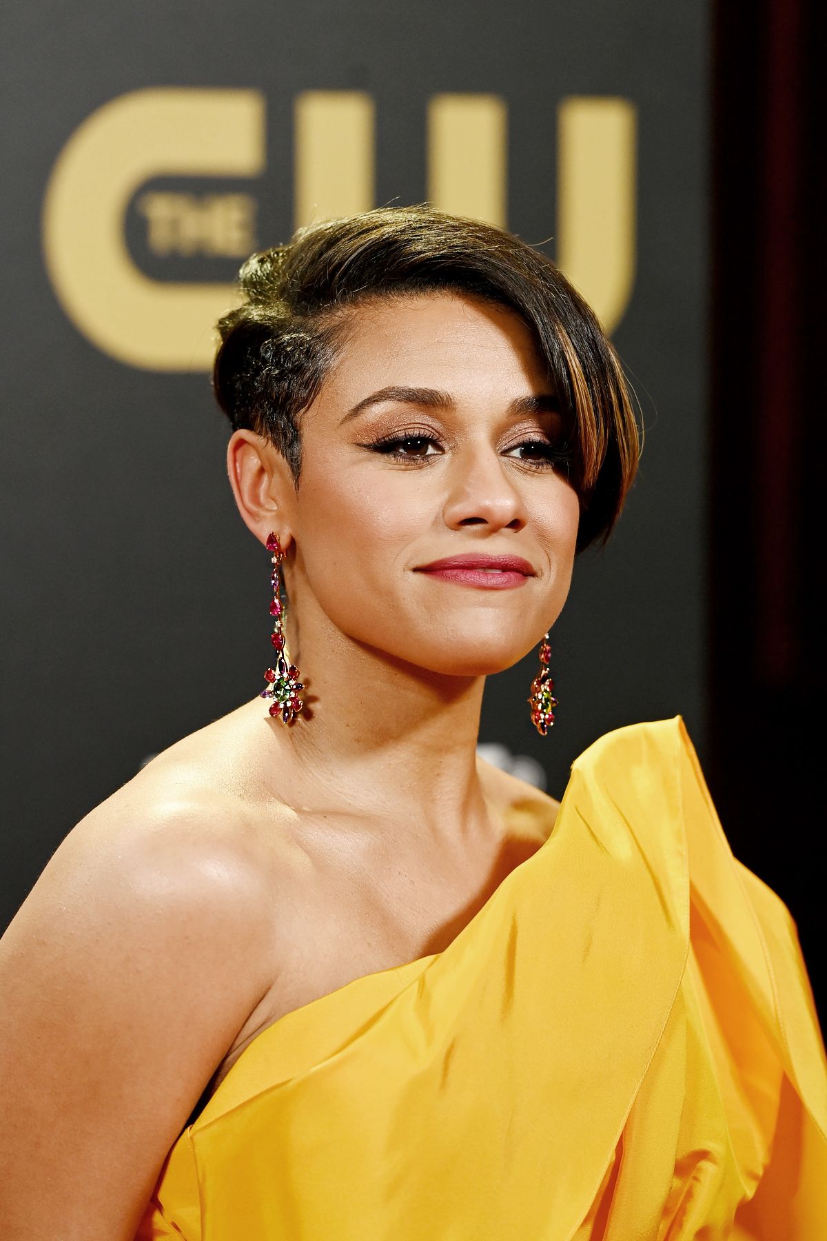 Ариана ДеБос на 27-й ежегодной премии Critics Choice Awards в Лондоне, 13 марта 2022 г., фото 2 Ариана ДеБос на 27-й ежегодной премии Critics Choice Awards, фото 2