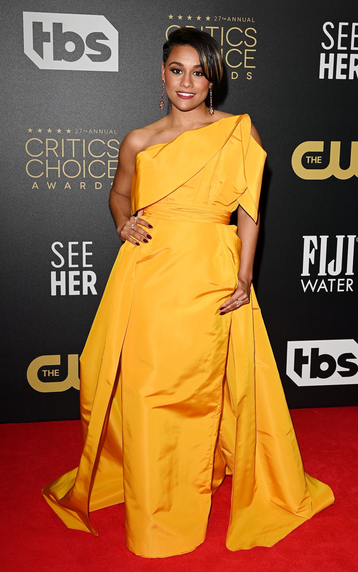 Ариана ДеБос на 27-й ежегодной премии Critics Choice Awards в Лондоне, 13 марта 2022 г., фото 3 Ариана ДеБос на 27-й ежегодной премии Critics Choice Awards, фото 3