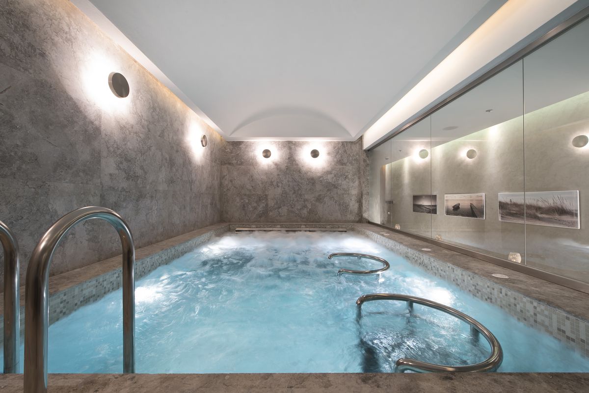 Бассейн Vitality в спа-центре D-Spa отеля D-Resort Göcek Бассейн Vitality в спа-центре D-Spa отеля D-Resort Göcek в Даламане