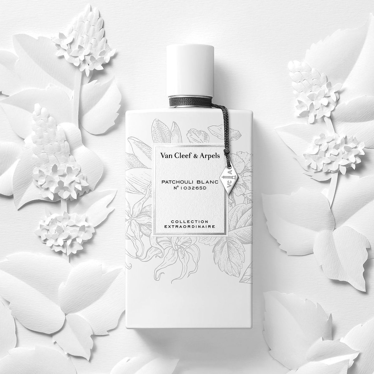 Van Cleef & Arpels, Patchouli Blanc Van Cleef & Arpels, Patchouli Blanc, коллекция Collection Extraordinaire