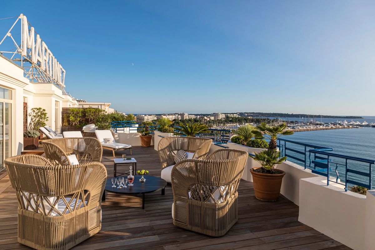 L’Hôtel Martinez, апартаменты Isabelle Huppert и Thierry Frémeaux, Канны, Франция, фото 1 L’Hôtel Martinez, апартаменты Isabelle Huppert и Thierry Frémeaux, Канны, Франция, фото 1