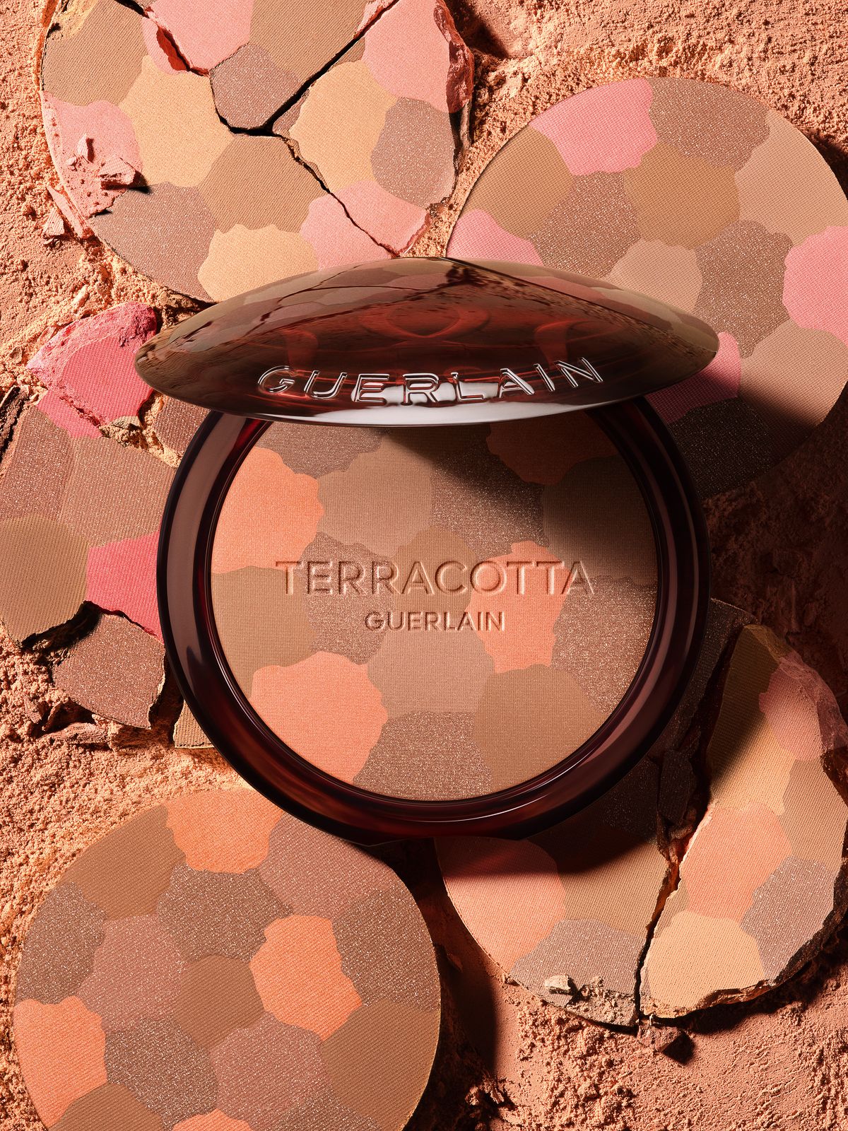Сара Сампайо представила пудру Terracotta 2022, фото 4 Сара Сампайо стала новым лицом Guerlain и представила пудру Terracotta 2022, фото 4