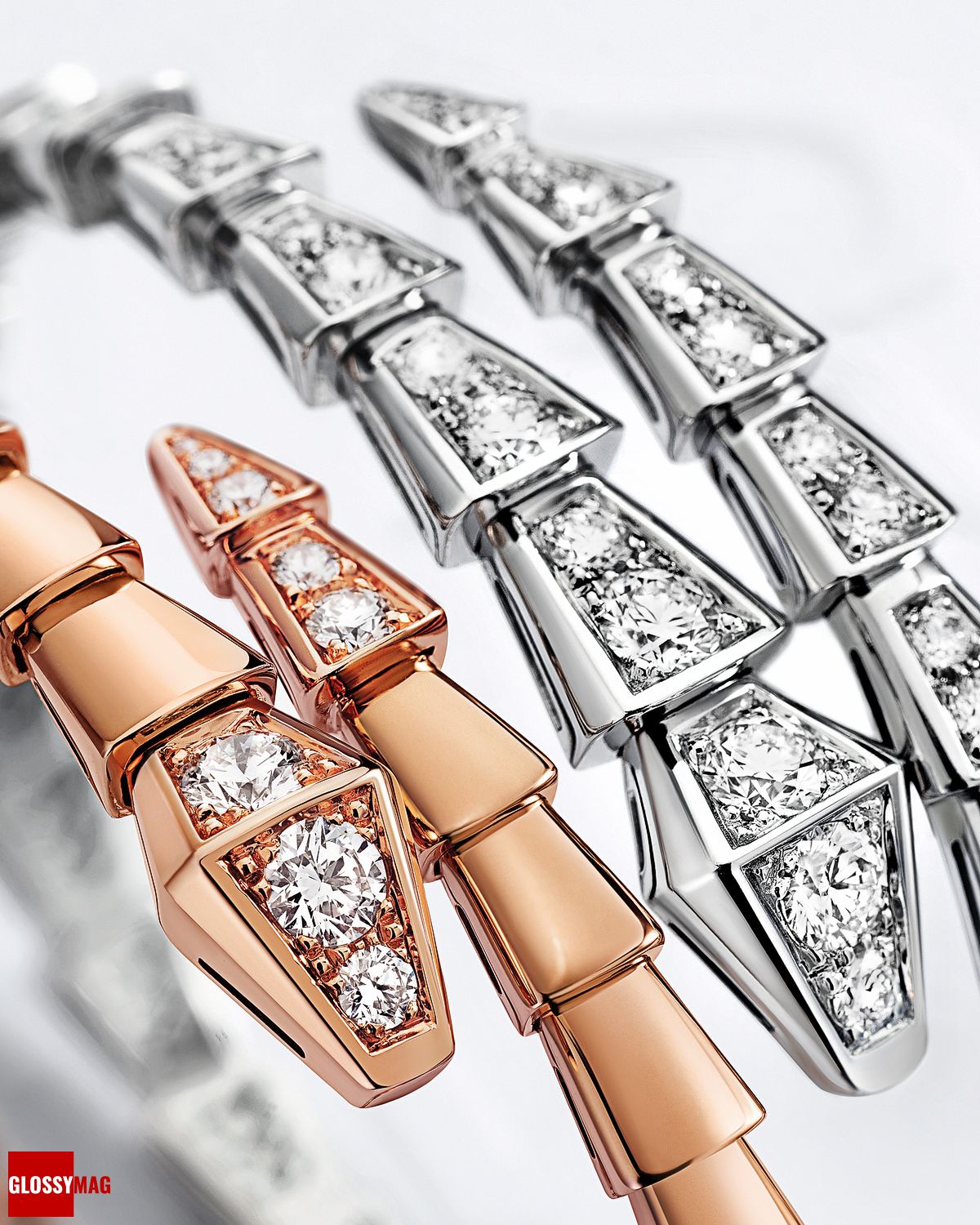 Знаменитая коллекция Bvlgari Serpenti предстает в минималистичном дизайне, фото 12 Коллекция Bvlgari Serpenti предстает в минималистичном дизайне, фото 12