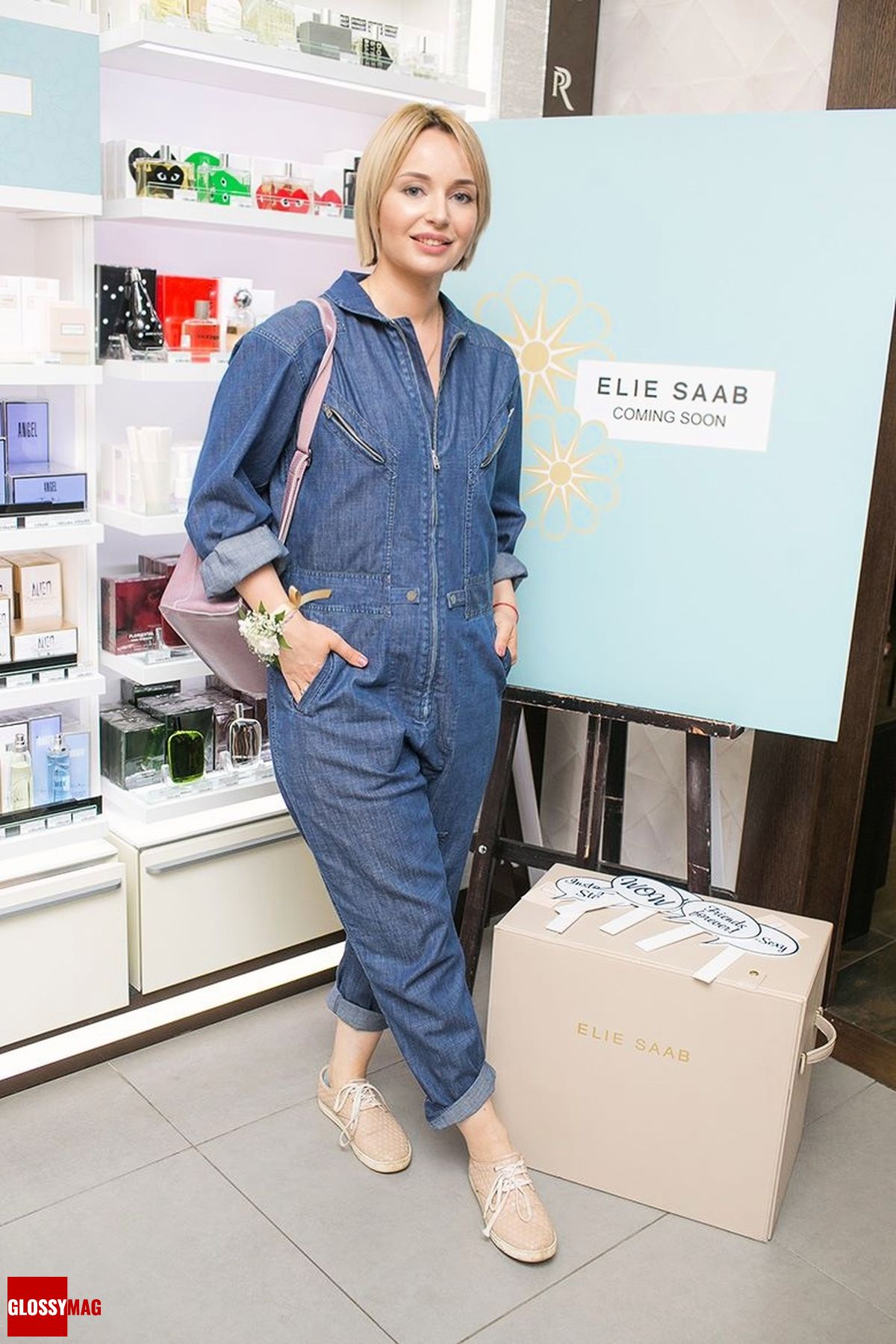 Поля Полякова в корнере Elie Saab на закрытом мероприятии Beauty CHOICE в Rivoli Perfumery в ТГ Модный сезон Поля Полякова в корнере Elie Saab на закрытом мероприятии Beauty CHOICE в Rivoli Perfumery в ТГ Модный сезон, 28 июня 2017 г.
