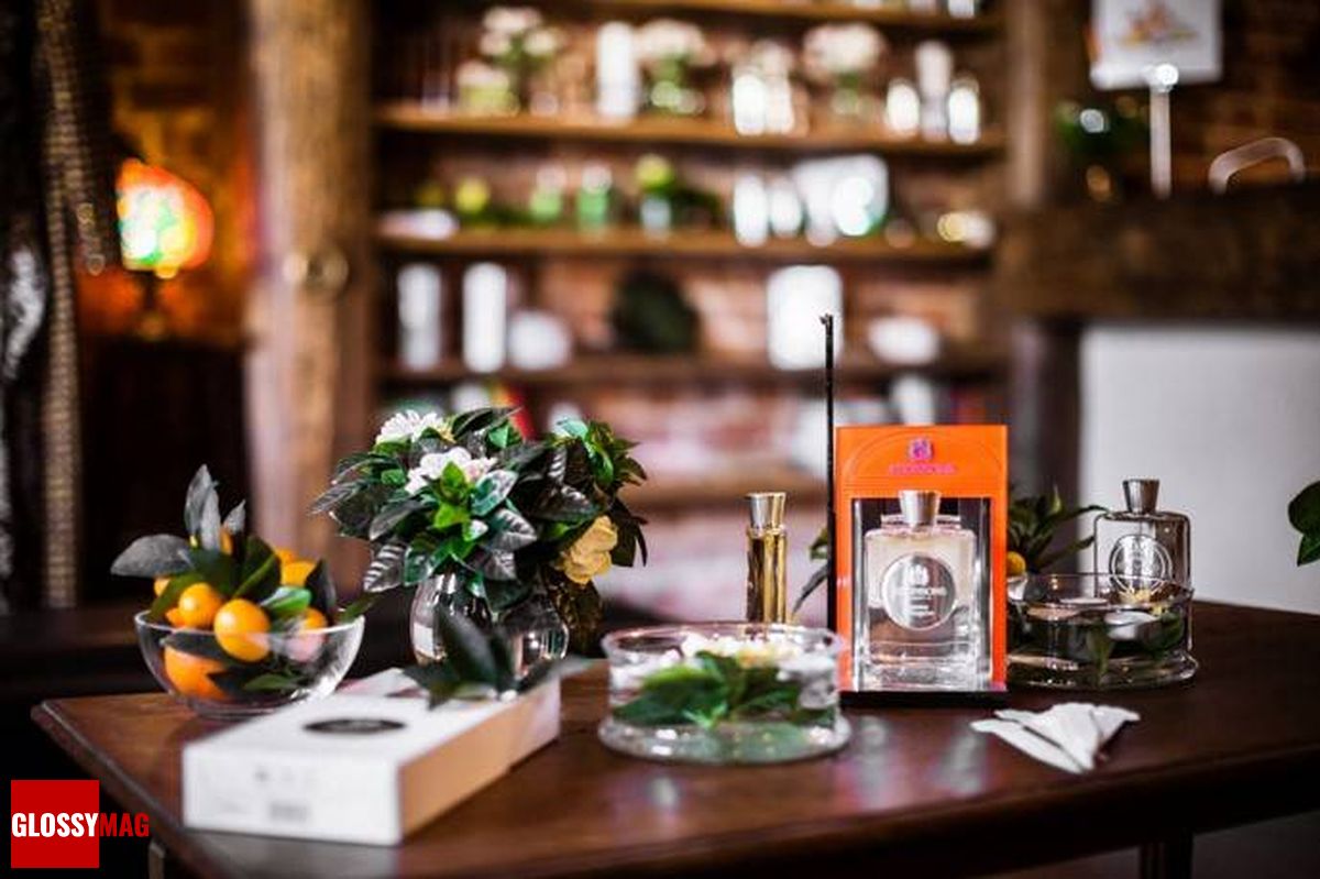 Звездный девичник Atkinsons аромата Jasmine in Tangerine, фото 17 Звездный девичник Atkinsons Jasmine in Tangerine, фото 17