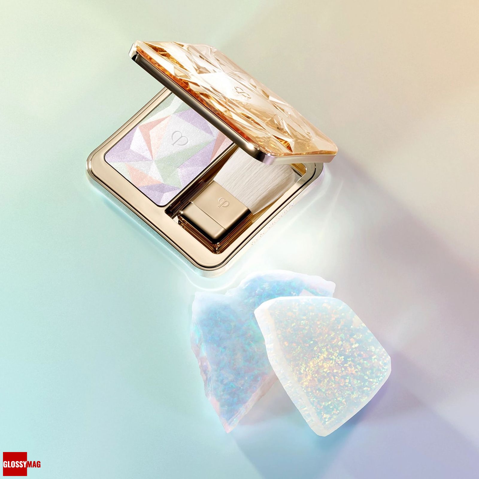 Clé de Peau Beauté Precious Opal Powder, фото 1 Clé de Peau Beauté пудра-иллюминайзер Precious Opal Powder, фото 1
