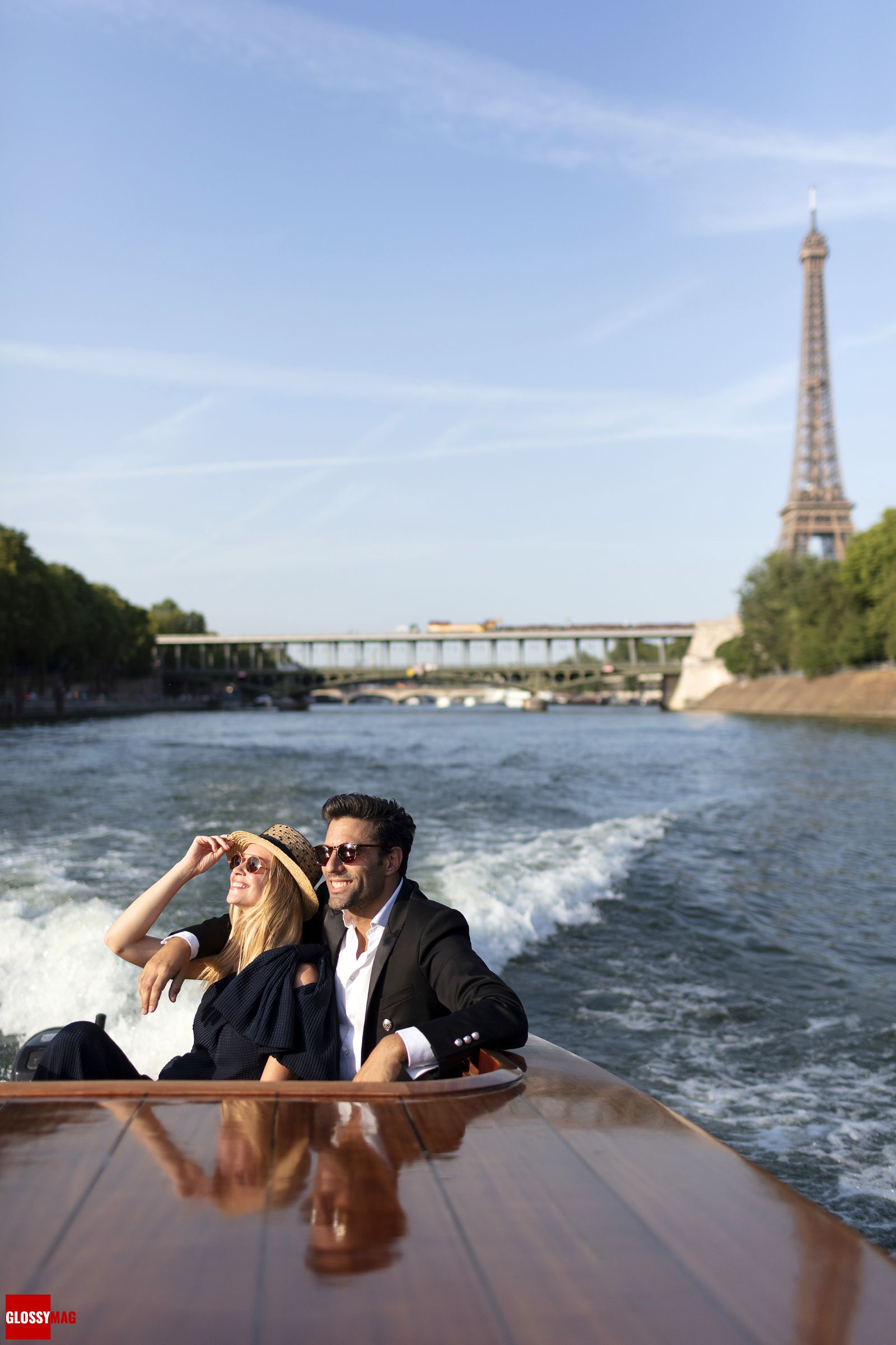 Отель La Réserve Paris предлагает совершить гастрономический круиз по Сене, фото 4 Гастрономический круиз по Сене от отеля La Réserve Paris, фото 4