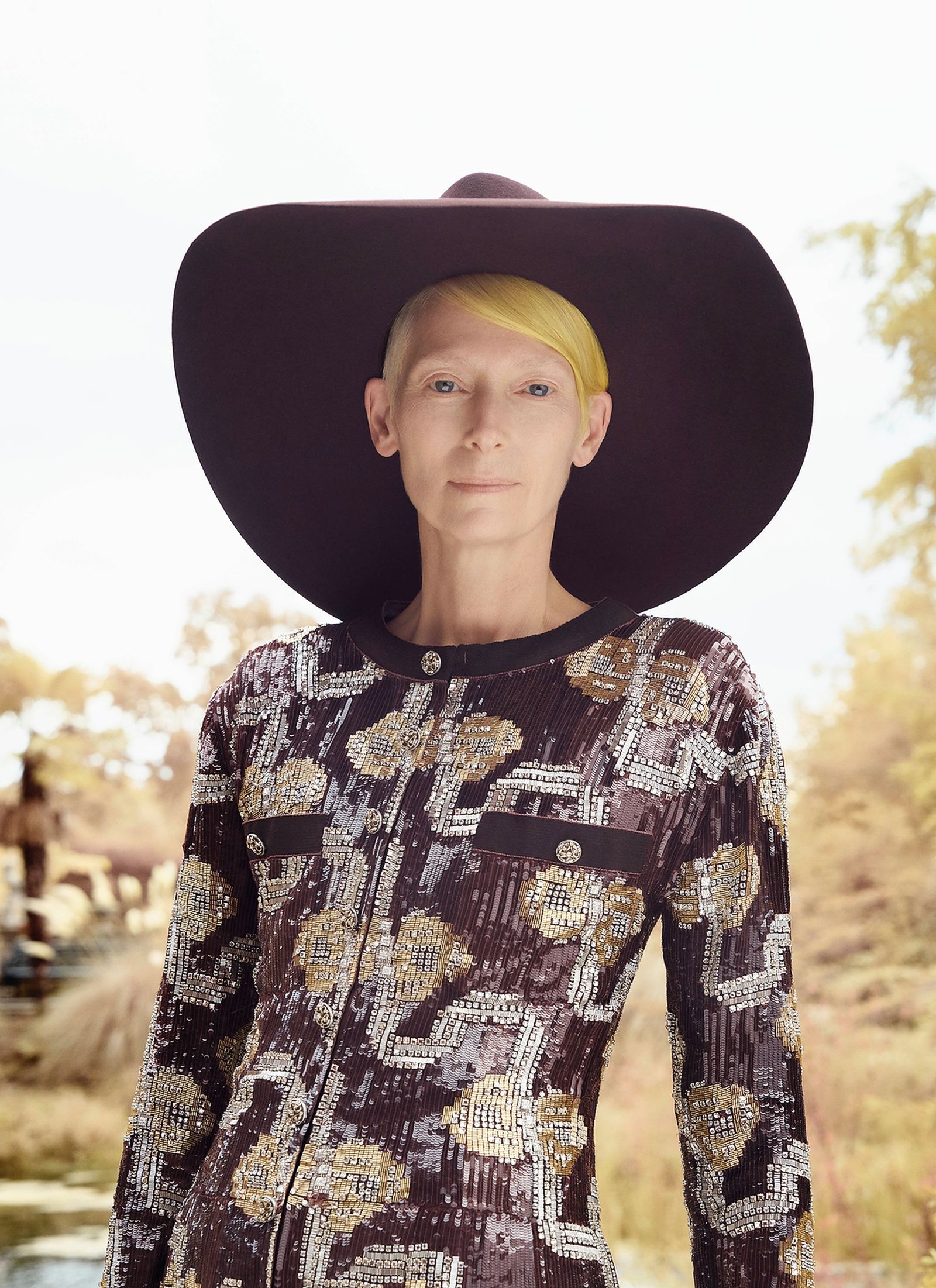 Тильда Суинтон в объективе Сёльве Суннсбё для Harper's Bazaar Australia & New Zealand, фото 11 Тильда Суинтон для Harper's Bazaar Australia & New Zealand, фото 11