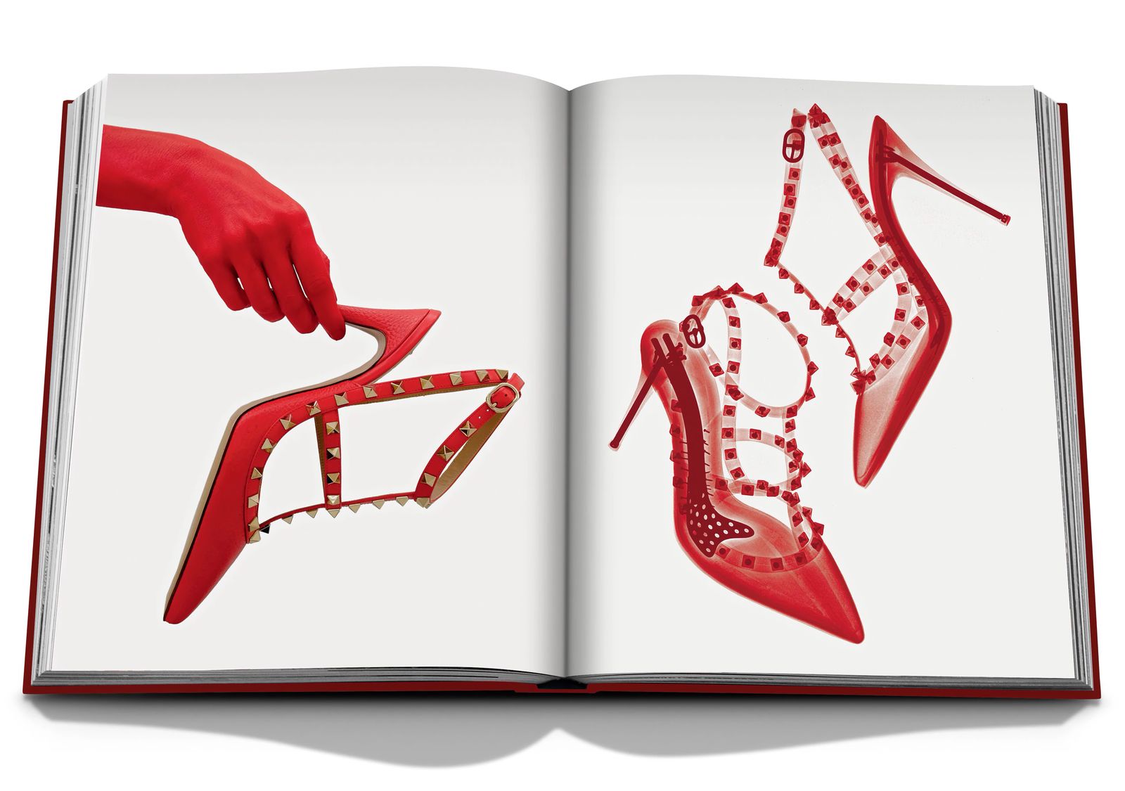 Альбом-посвящение красному цвету «Valentino Rosso» вышел в издательстве Assouline, фото 8 Альбом «Valentino Rosso» вышел в издательстве Assouline, фото 8