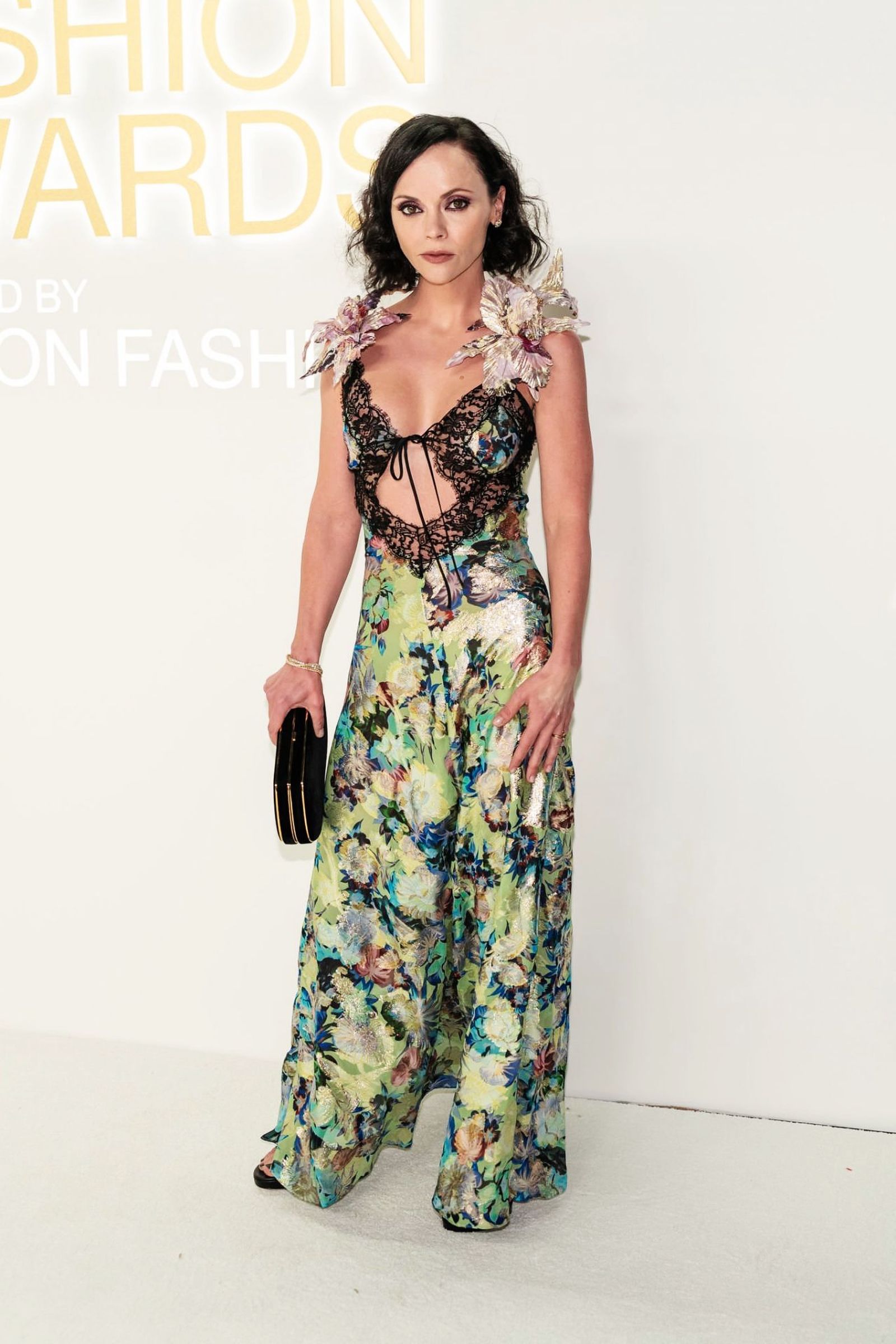 Кристина Риччи на церемонии CFDA Awards 2022, фото 2 Кристина Риччи на церемонии CFDA Awards 2022 в Нью-Йорке, 7 ноября 2022 г., фото 2