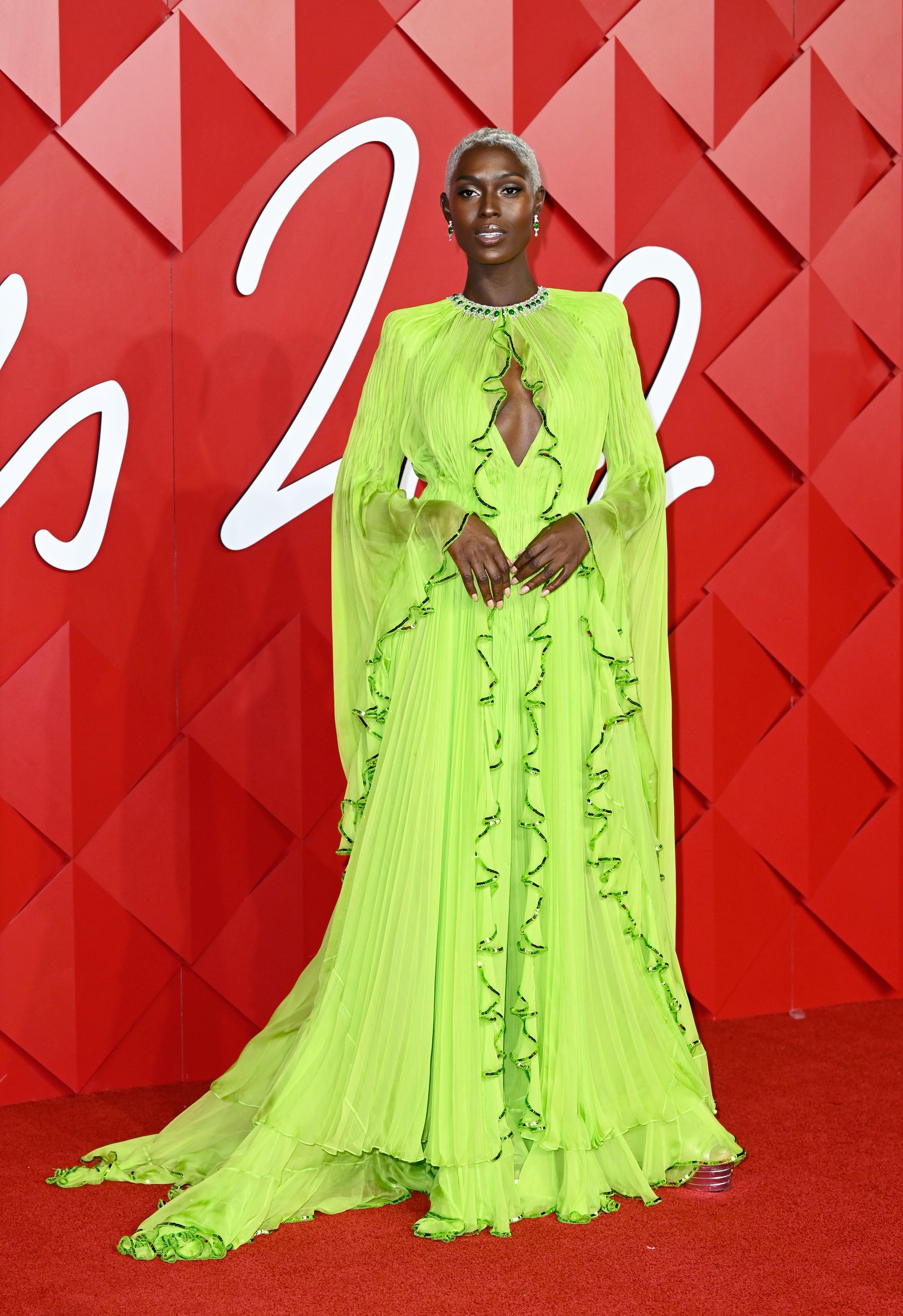 Джоди Тернер-Смит на церемонии вручения премии Fashion Awards 2022 в Лондоне, фото 1 Джоди Тернер-Смит на церемонии вручения премии Fashion Awards 2022 в Лондоне, 5 декабря 2022 г., фото 1