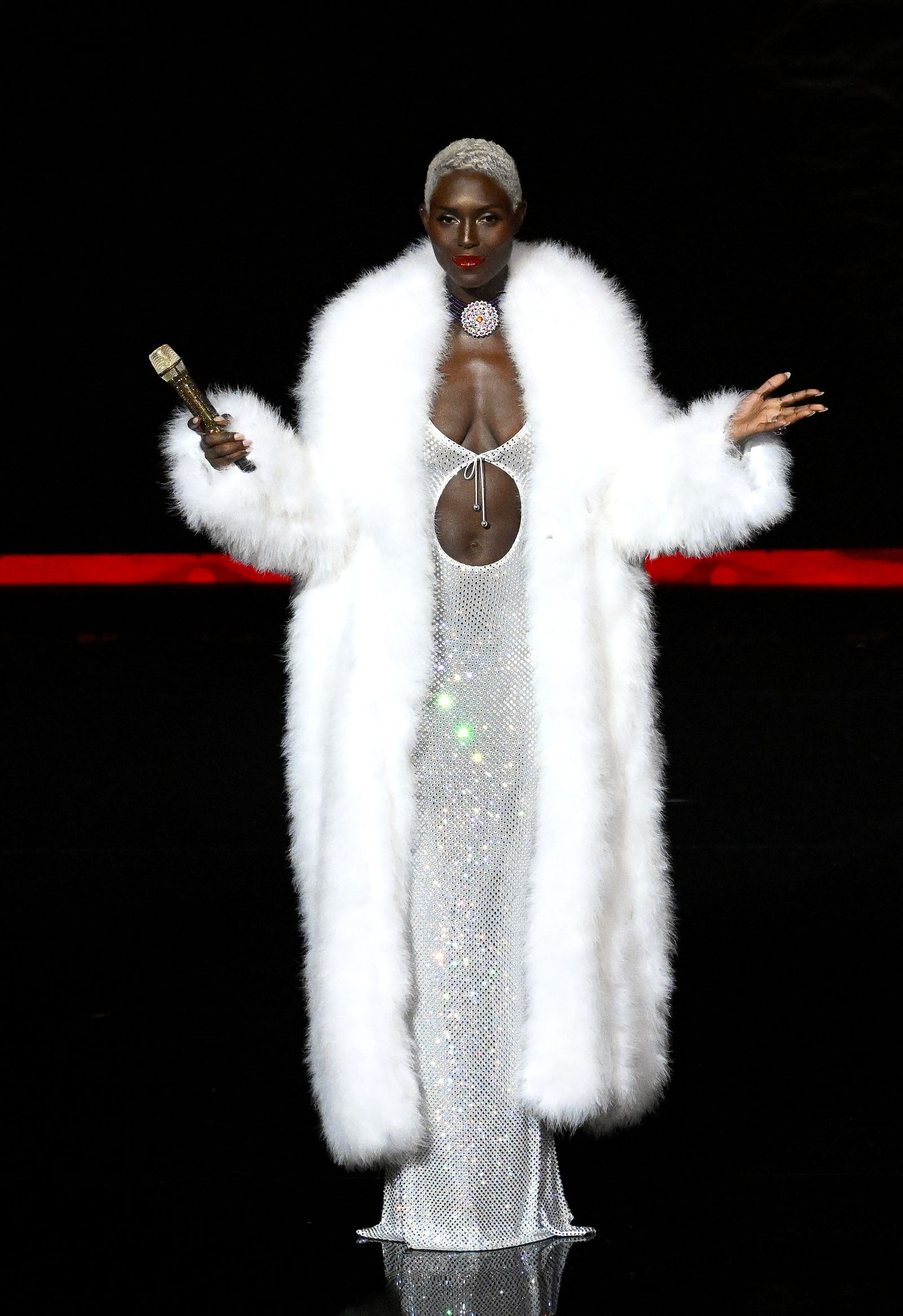 Джоди Тернер-Смит на церемонии вручения премии Fashion Awards 2022 в Лондоне, фото 7 Джоди Тернер-Смит на церемонии вручения премии Fashion Awards 2022 в Лондоне, 5 декабря 2022 г., фото 7