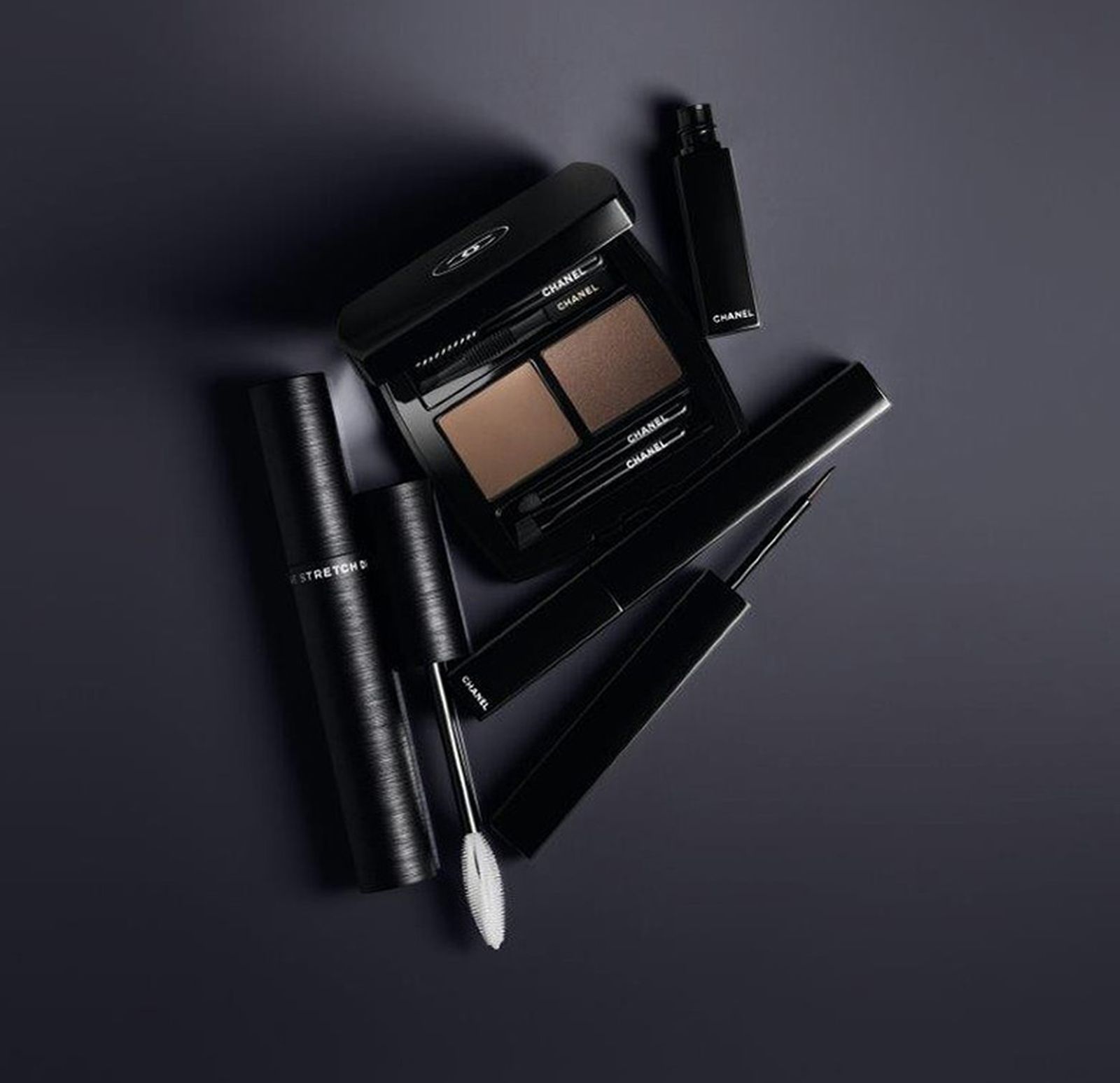 Le Volume Stretch de Chanel: тушь для удлинения и объема ресниц, фото 1 Le Volume Stretch de Chanel: тушь для удлинения и объема ресниц из новой коллекции Eyes 2020, фото 1