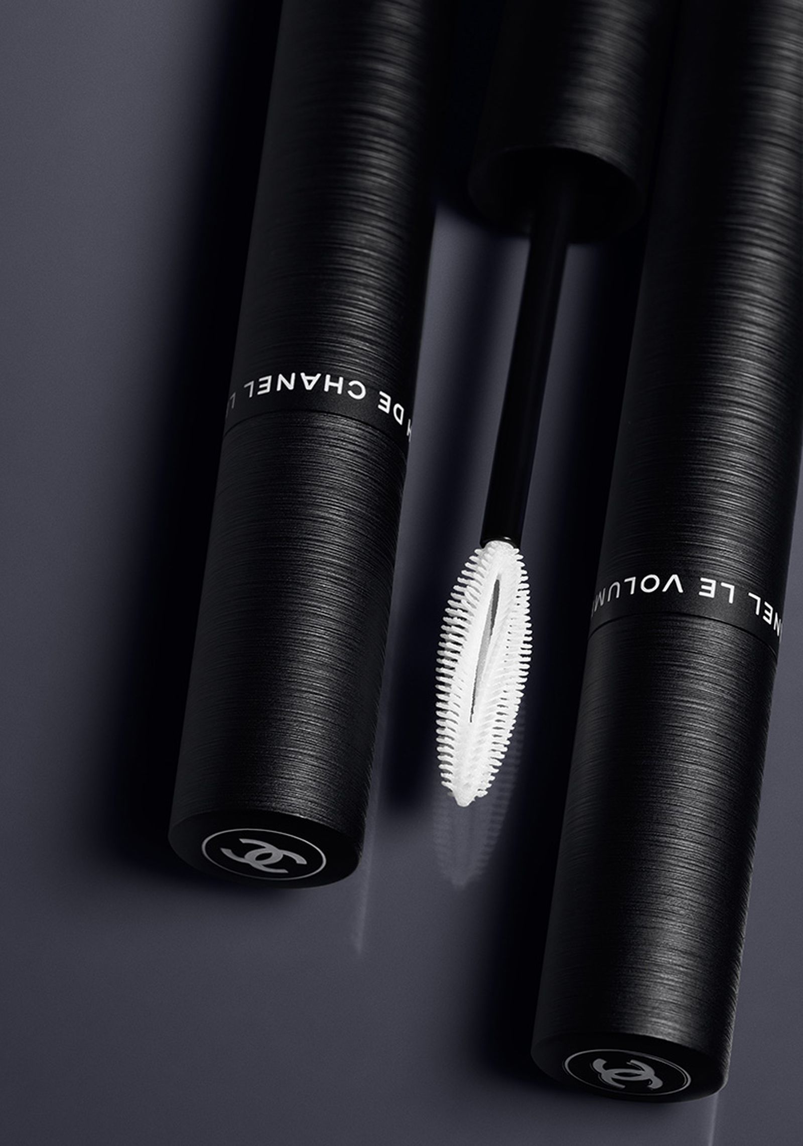 Le Volume Stretch de Chanel: тушь для удлинения и объема ресниц, фото 3 Le Volume Stretch de Chanel: тушь для удлинения и объема ресниц из новой коллекции Eyes 2020, фото 3