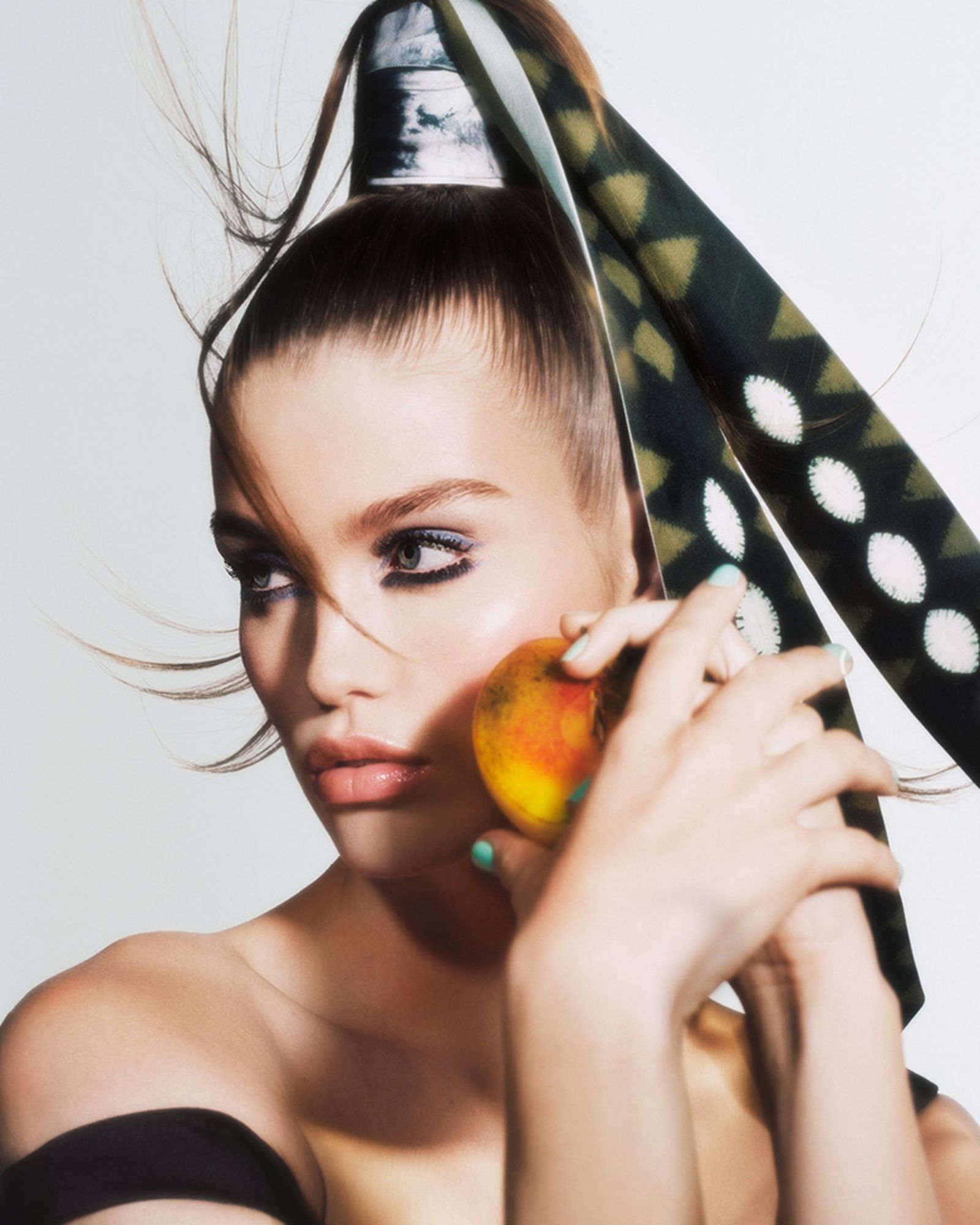 Модель Луна Бийль в объективе Арно Ладжуни для Dior Magazine, фото 11 Луна Бийль в объективе Арно Ладжуни для Dior Magazine, фото 11