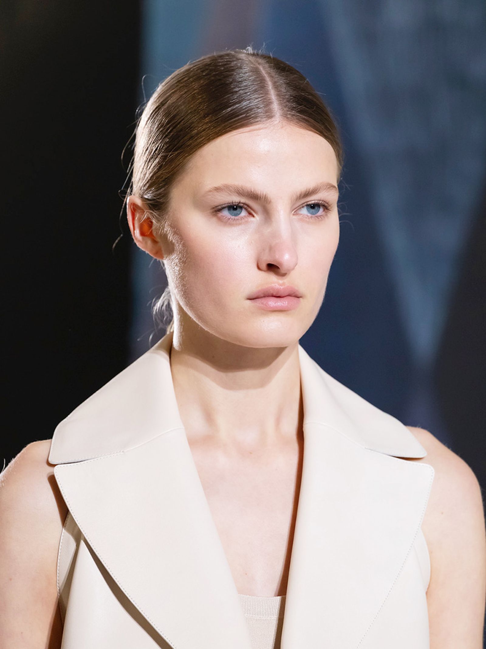 оттенки помад на шоу Hermès Весна-Лето 2021 в Париже, фото 3