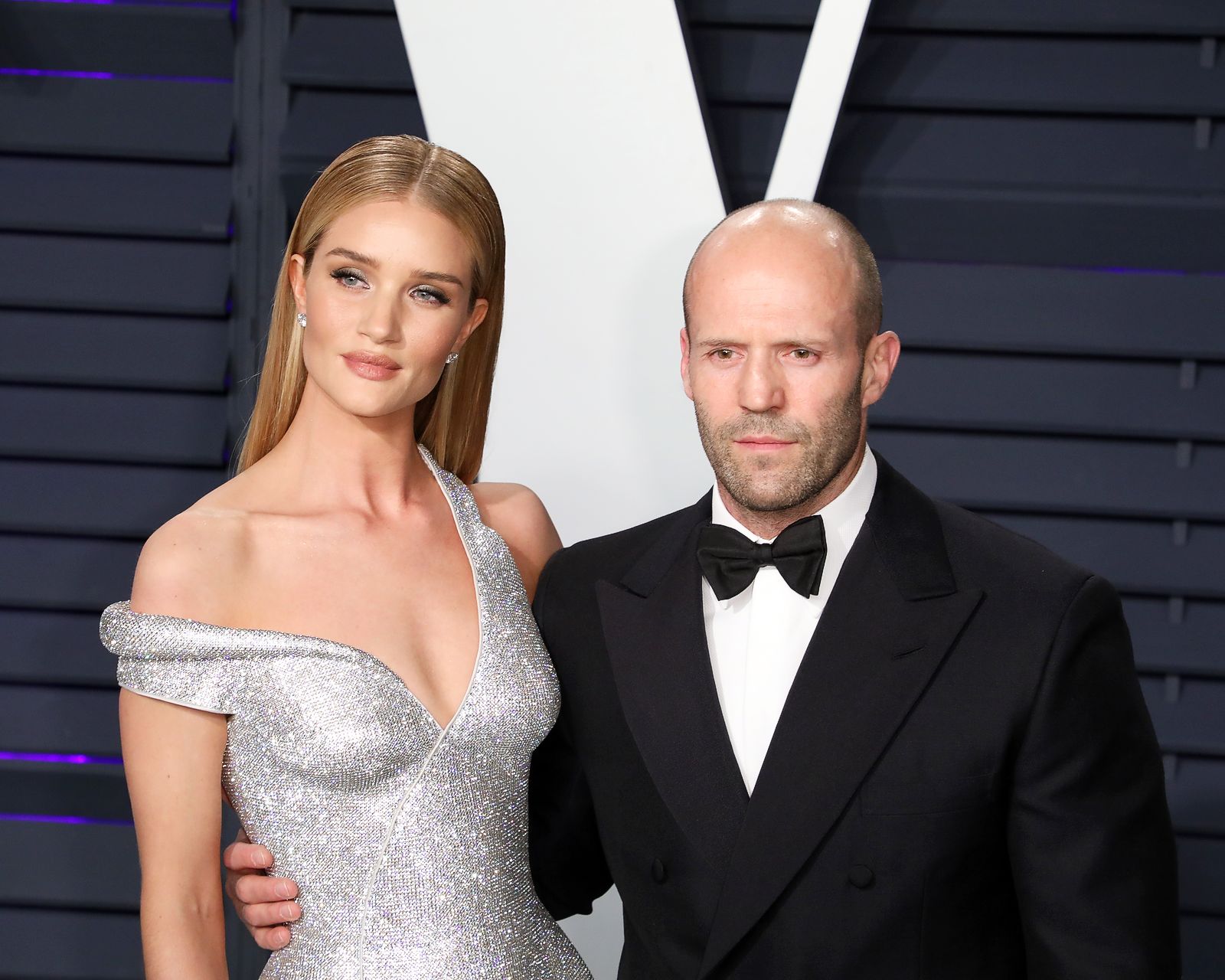 Роузи Хантингтон-Уайтли и Джейсон Стэтхэм на вечеринке Vanity Fair в Лос-Анджелесе Роузи Хантингтон-Уайтли и Джейсон Стэтхэм на вечеринке Vanity Fair в Лос-Анджелесе, 24 февраля 2019 г.