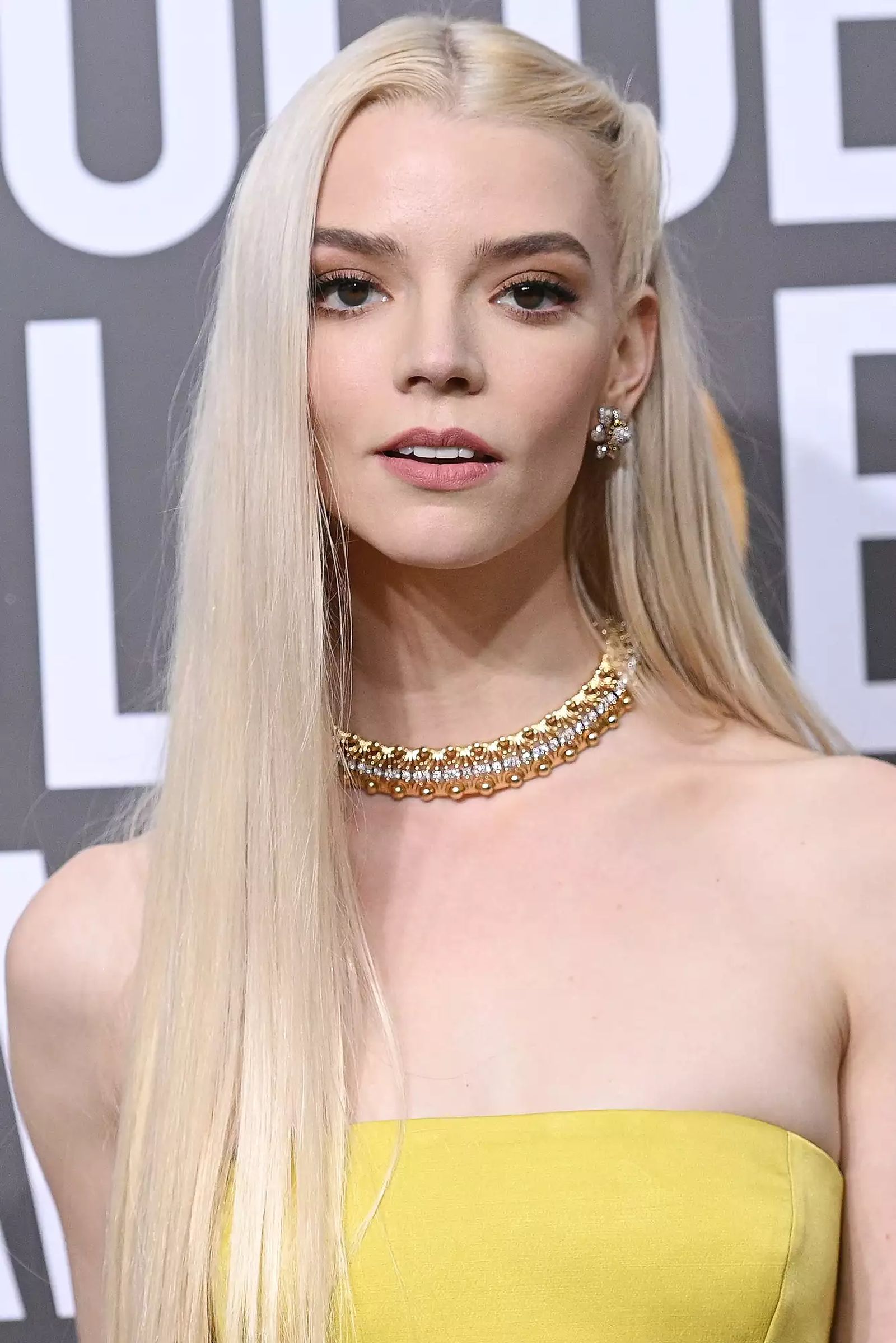 Аня Тейлор Джой в Tiffany & Co. на 80-й церемонии вручения премии Golden Globe Awards 2023, фото 3 Аня Тейлор Джой в Tiffany & Co. на 80-й церемонии вручения премии Golden Globe Awards 2023, 10 января 2023 г., фото 3