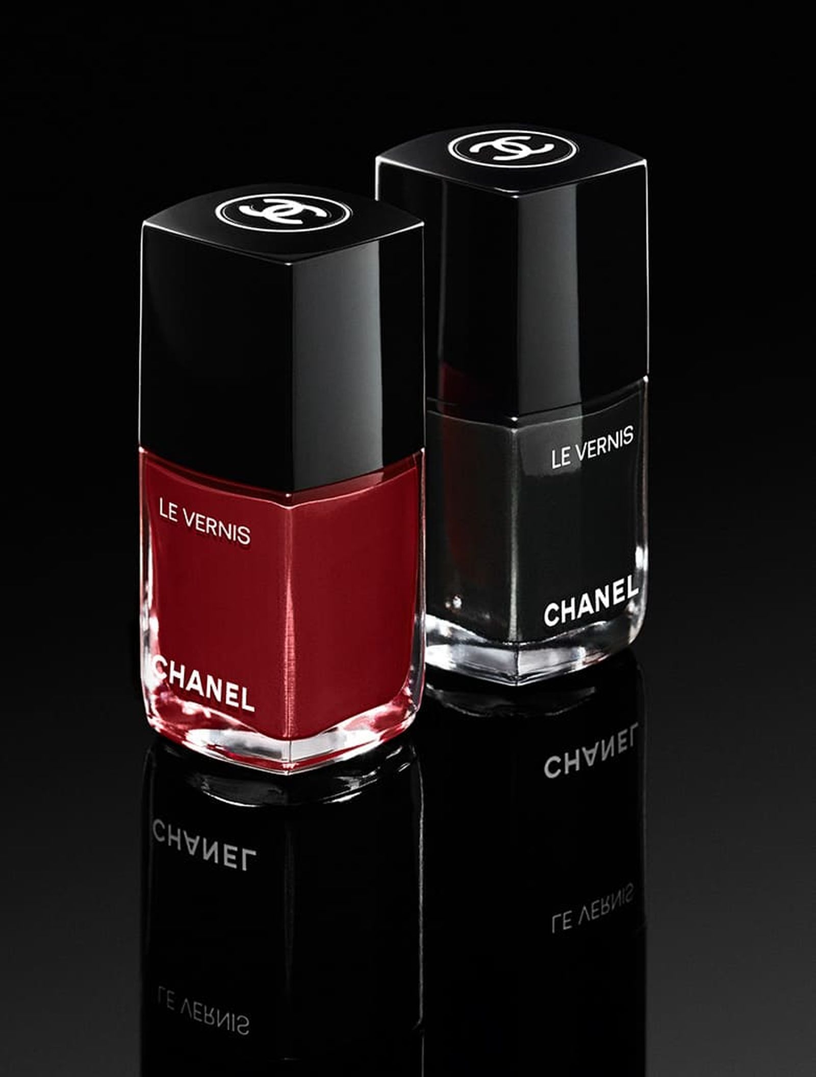 Chanel лак для ногтей Le Vernis, оттенки: 719 — Richness, 715 — Deepness Chanel, стойкий лак для ногтей Le Vernis, оттенки: 719 — Richness, 715 — Deepness