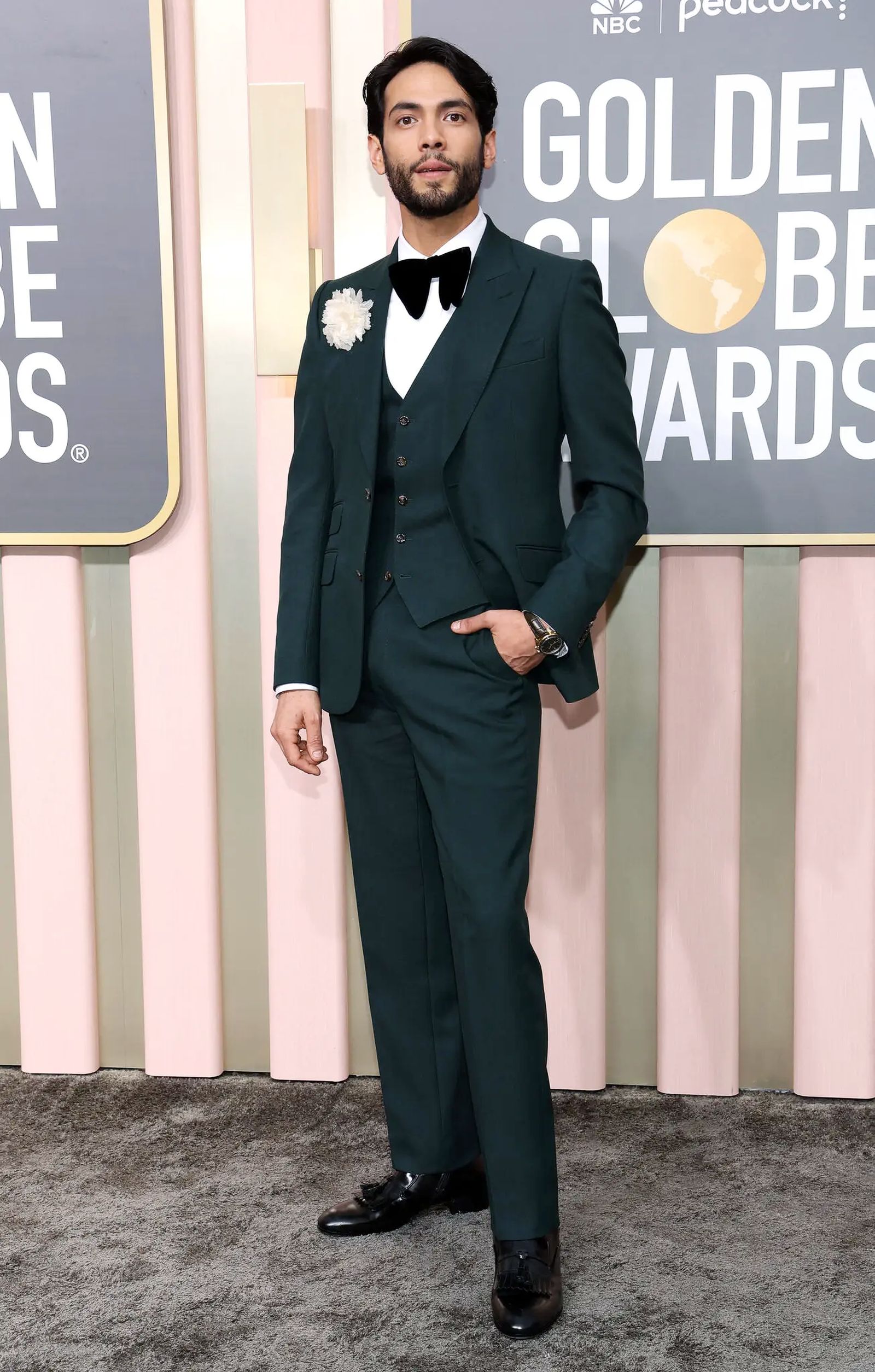 Диего Калва в Gucci на 80-й церемонии вручения премии Golden Globe Awards 2023 в Беверли-Хиллз Диего Калва в Gucci на 80-й церемонии вручения премии Golden Globe Awards 2023 в Беверли-Хиллз, 10 января 2023 г.