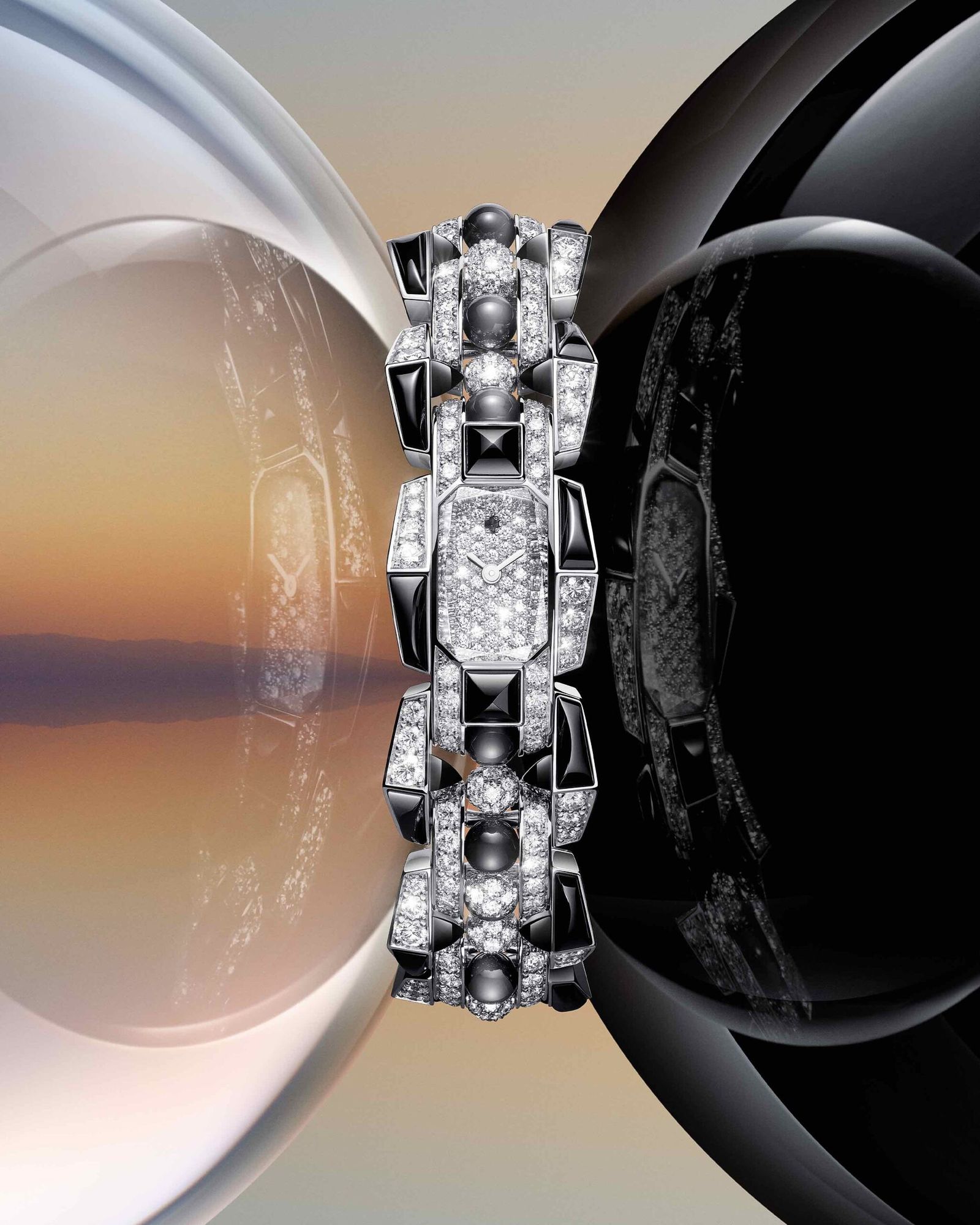 Дом Cartier представил коллекцию новых ювелирных часов Mécabille, фото 1 Новая коллекция ювелирных часов Mécabille Cartier, фото 1