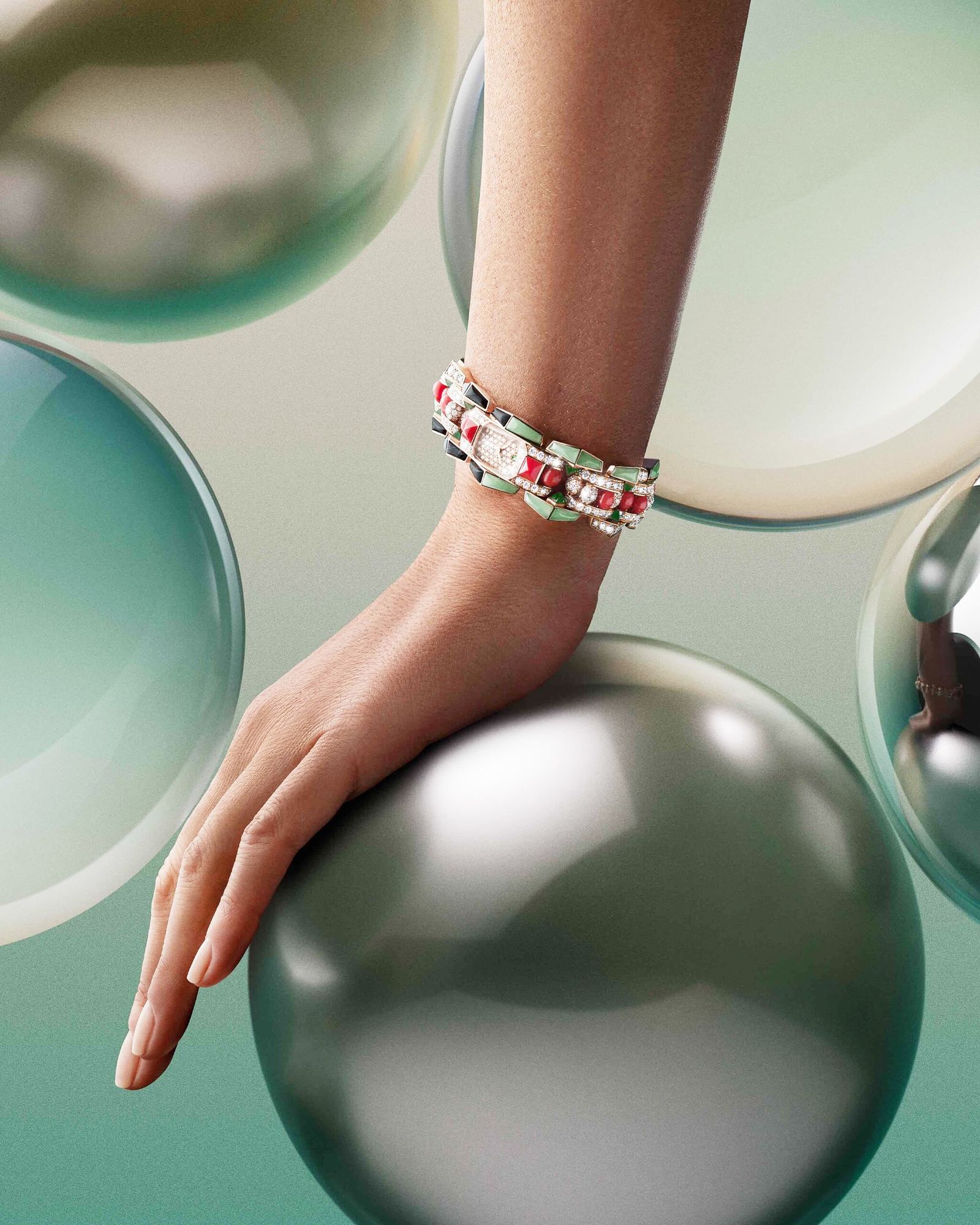 Дом Cartier представил коллекцию новых ювелирных часов Mécabille, фото 5 Новая коллекция ювелирных часов Mécabille Cartier, фото 5