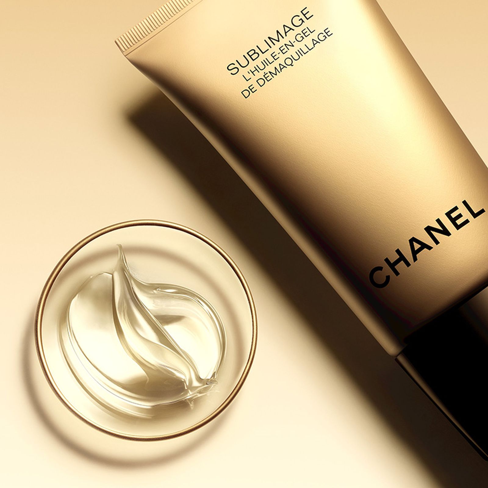 Очищающее гель-масло для снятия макияжа Chanel Sublimage, фото 1 Очищающее гель-масло для снятия макияжа с лица и глаз Chanel Sublimage, фото 1