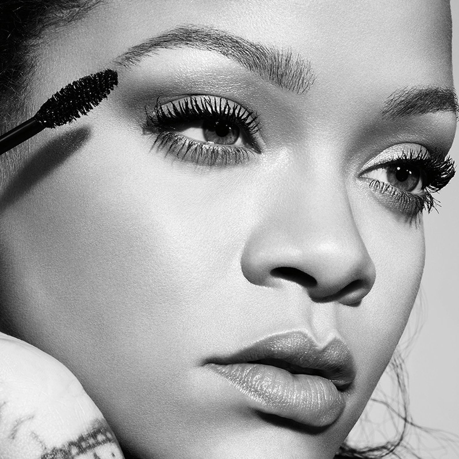 Fenty Beauty Full Frontal Mascara, фото 3 Тушь Fenty Beauty Full Frontal Mascara, фото 3
