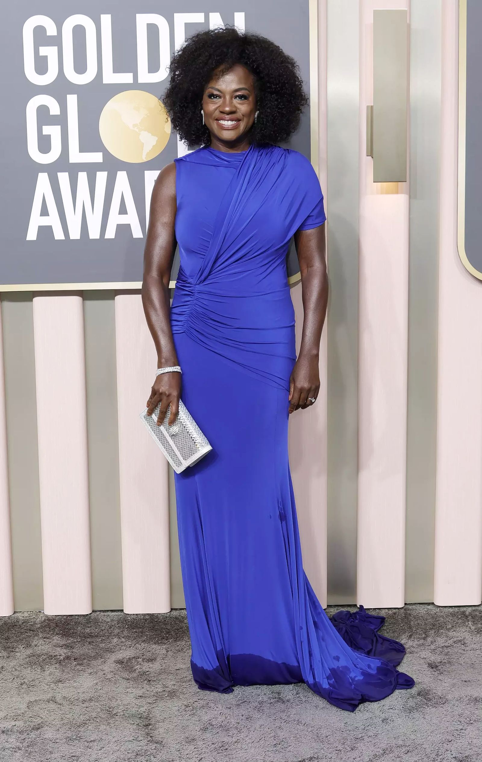 Виола Дэвис в Jason Wu на 80-й церемонии вручения премии Golden Globe Awards 2023 в Беверли-Хиллз Виола Дэвис в Jason Wu на 80-й церемонии вручения премии Golden Globe Awards 2023 в Беверли-Хиллз, 10 января 2023 г.