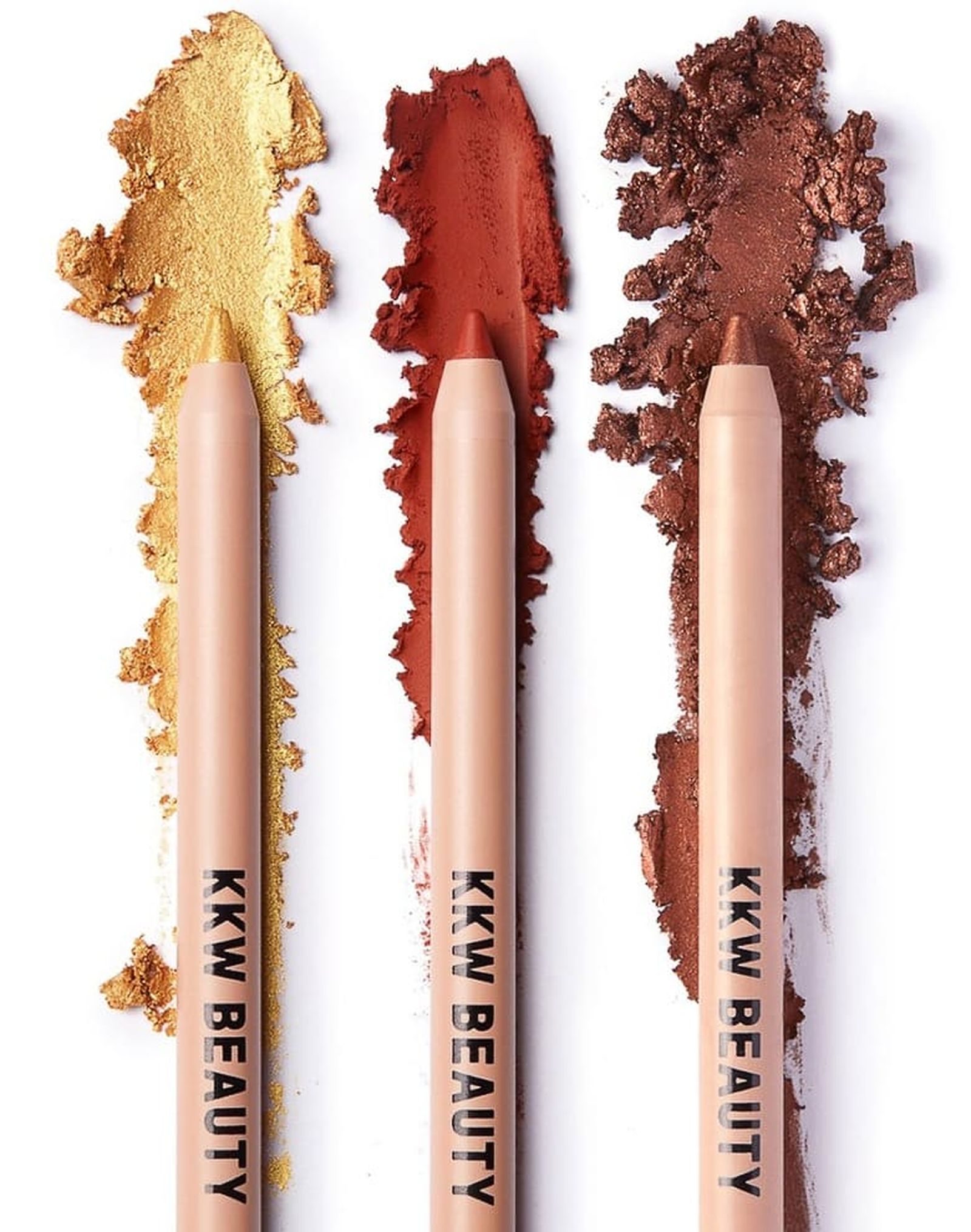 «Просто огонь»: новая коллекция макияжа «Sooo Fire» от KKW Beauty, фото 5 Новая коллекция макияжа «Sooo Fire» от KKW Beauty, фото 5